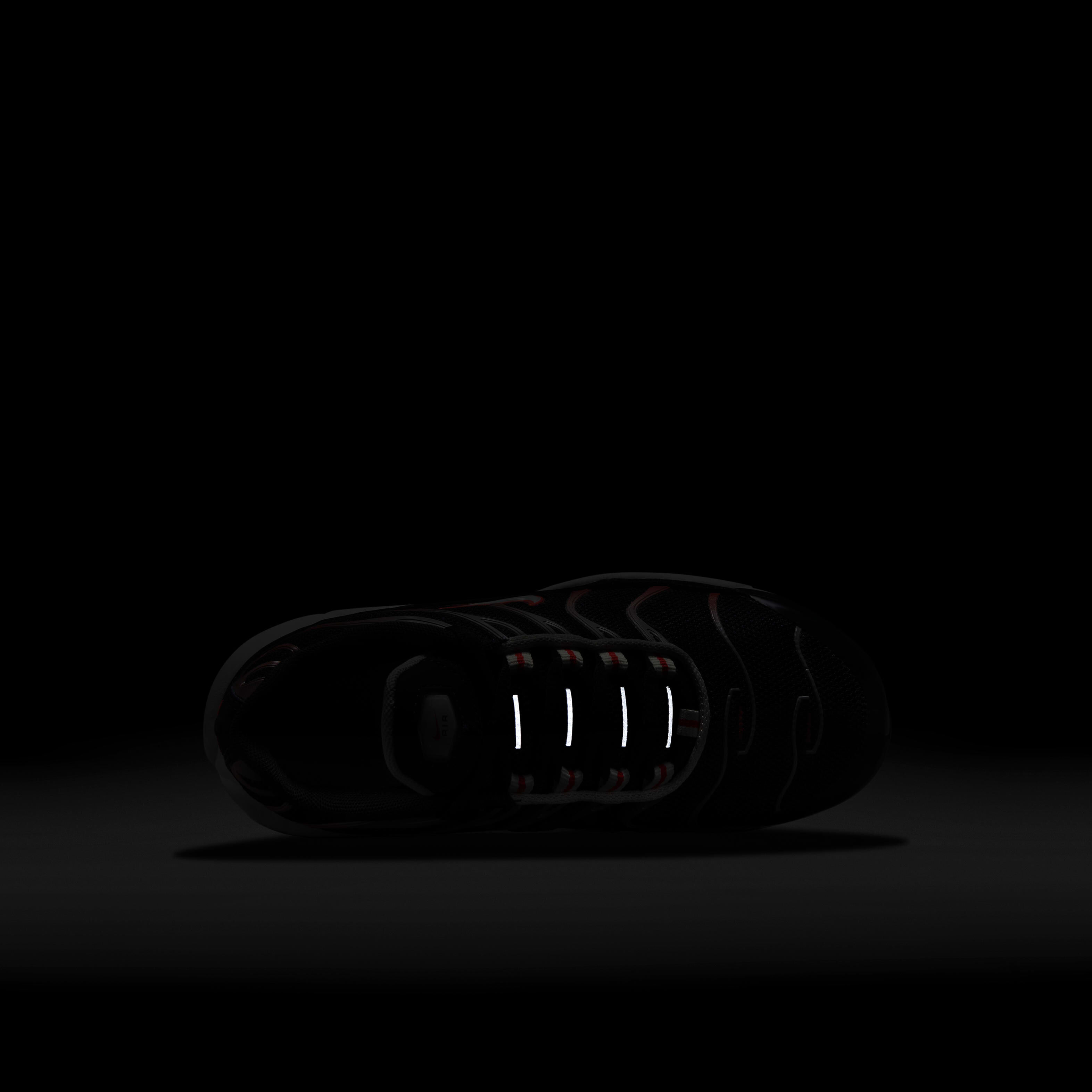 Nike Air Max Plus image number 8