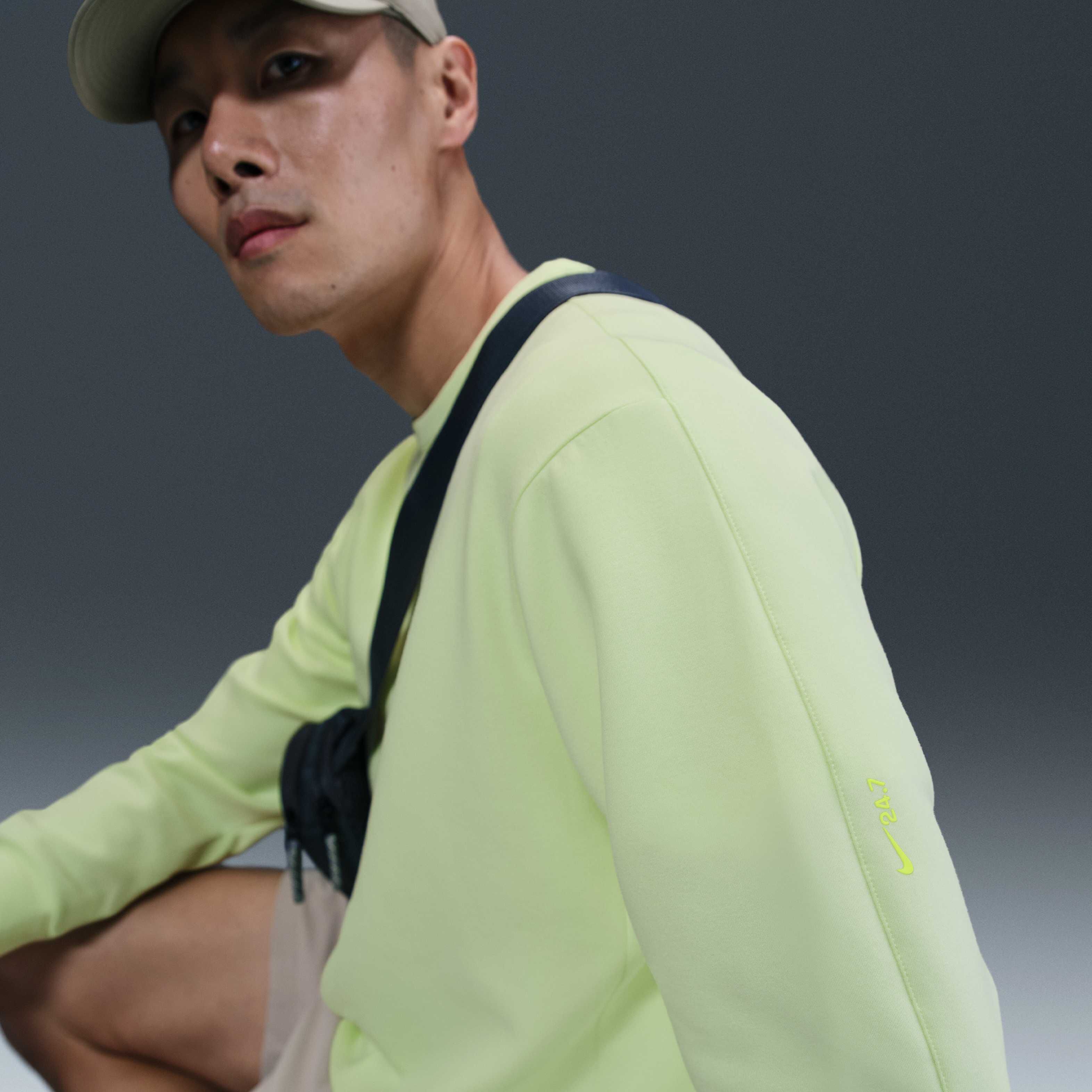 نايكي 24.7 امبوسبلي سوفت image number 2