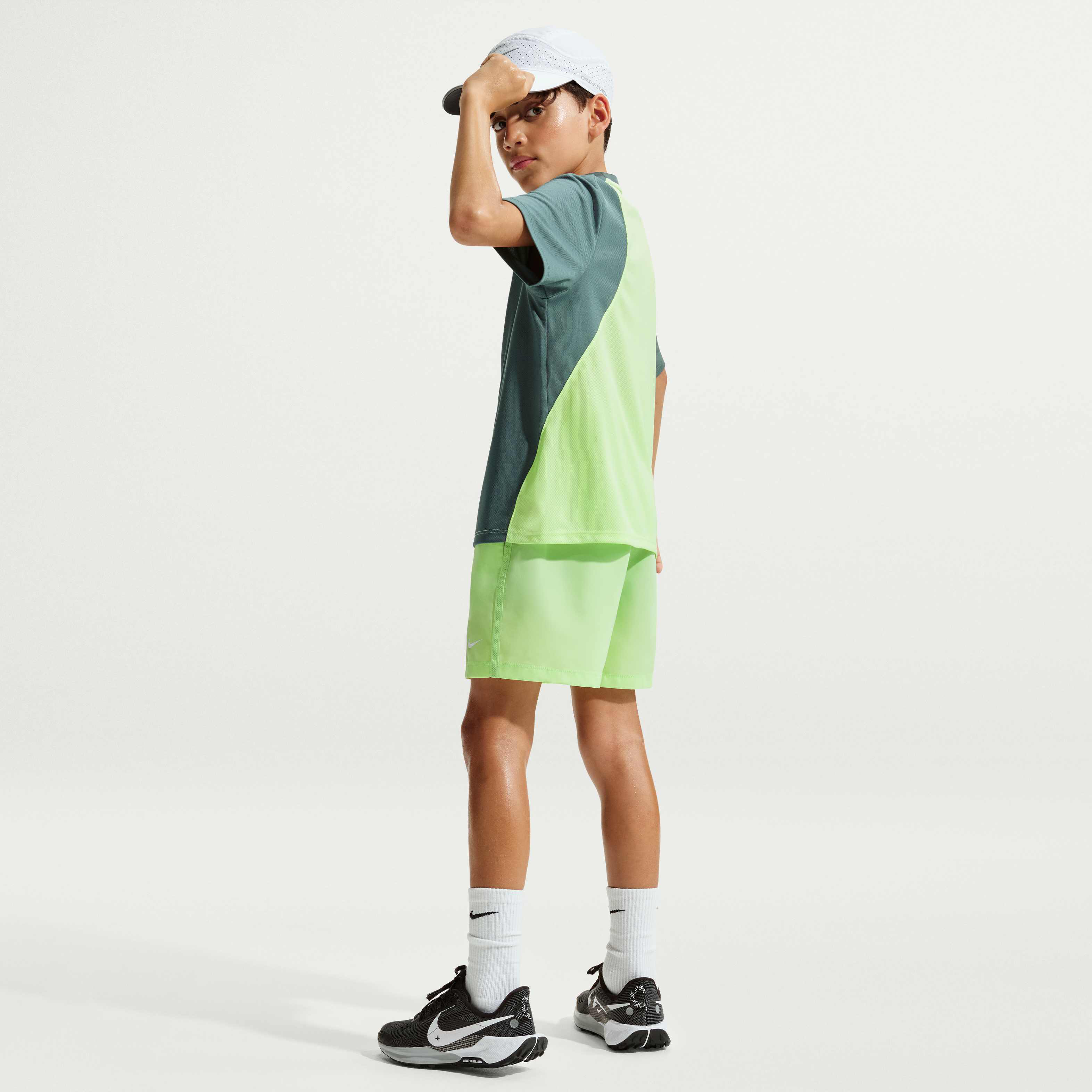 نايكي سبورتسوير مالتي image number 4