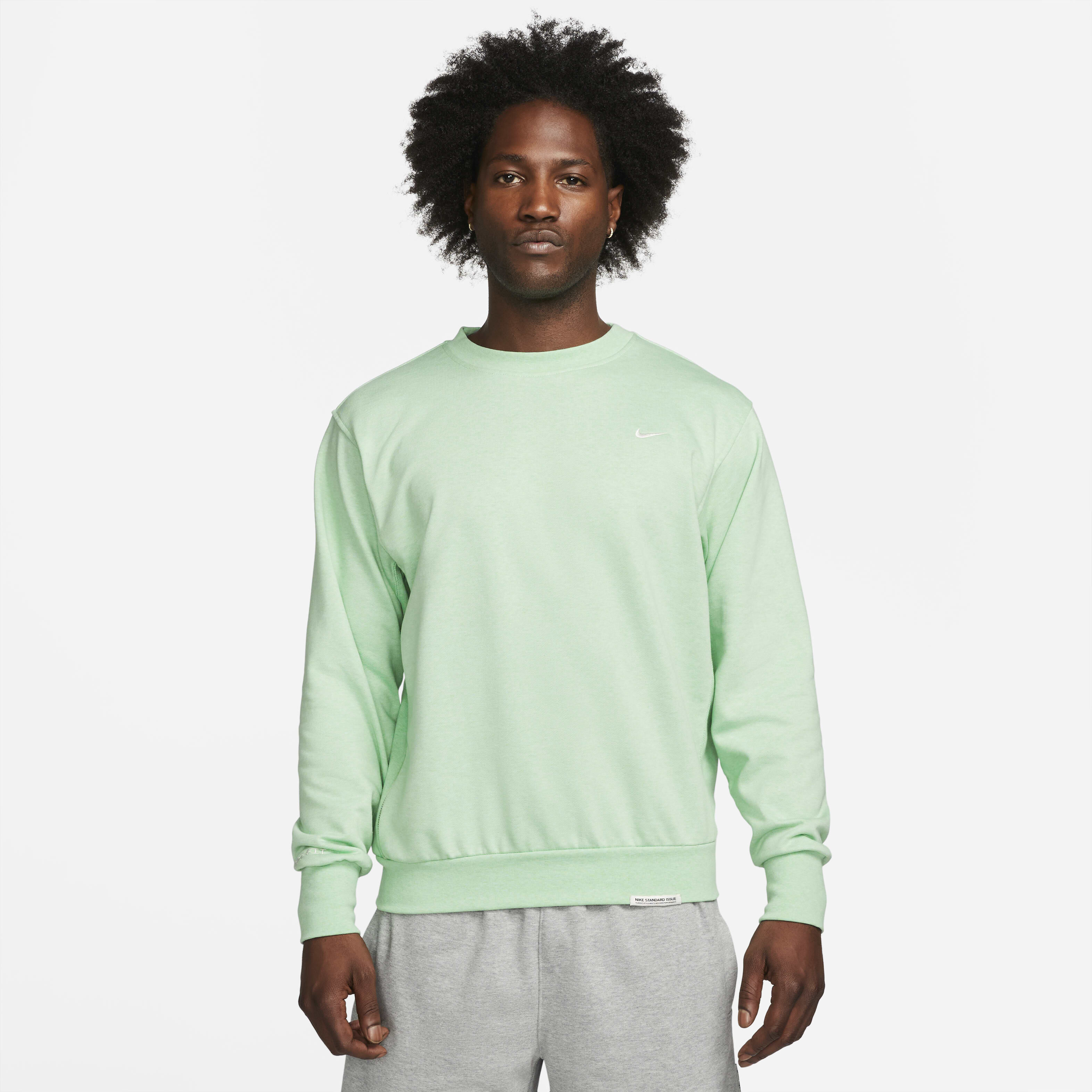 Nike standard fit sweater store