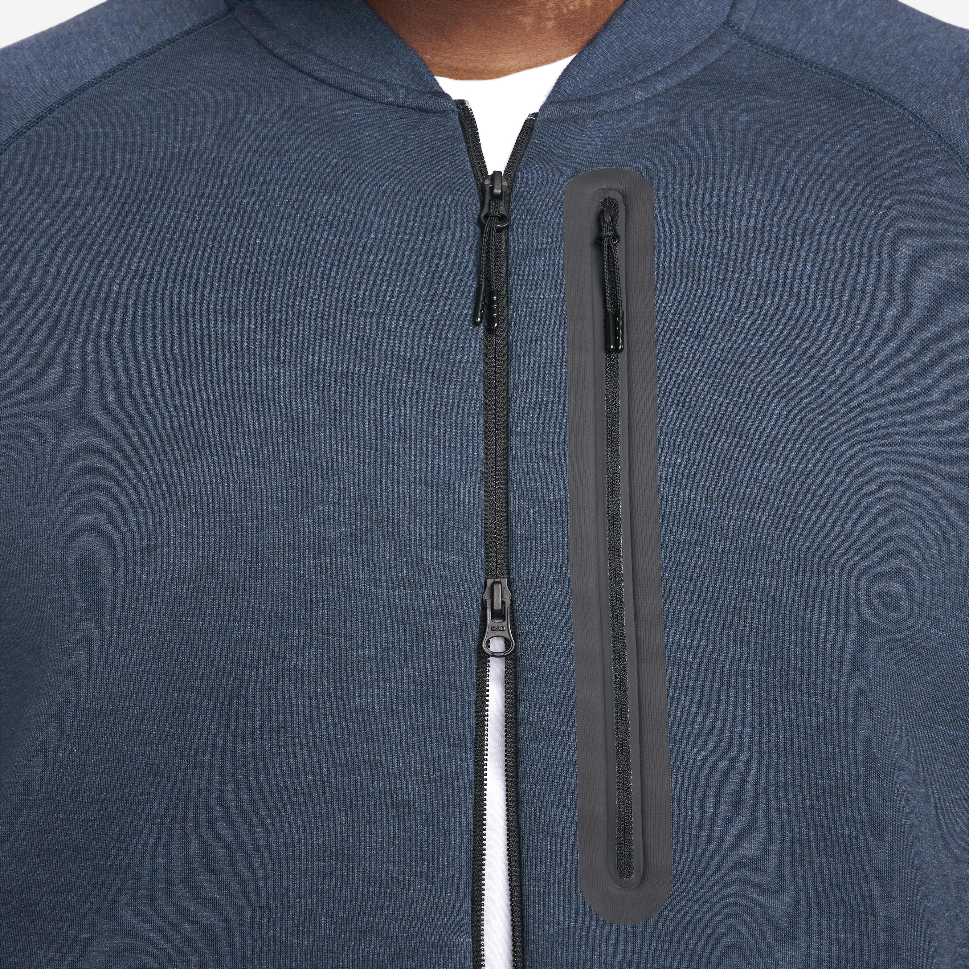 Nike Sportswear Tech Fleece image number 15