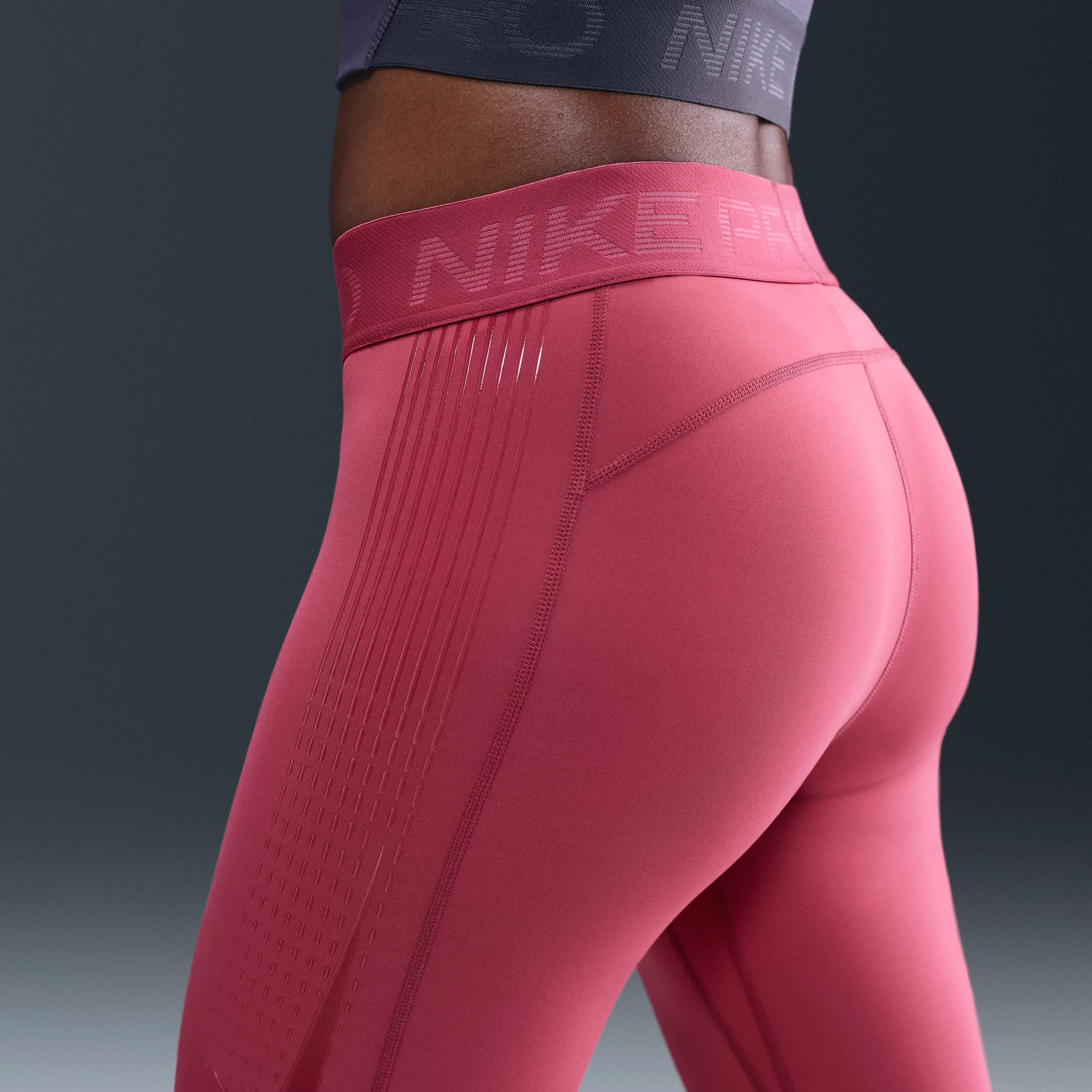 Nike Pro image number 2