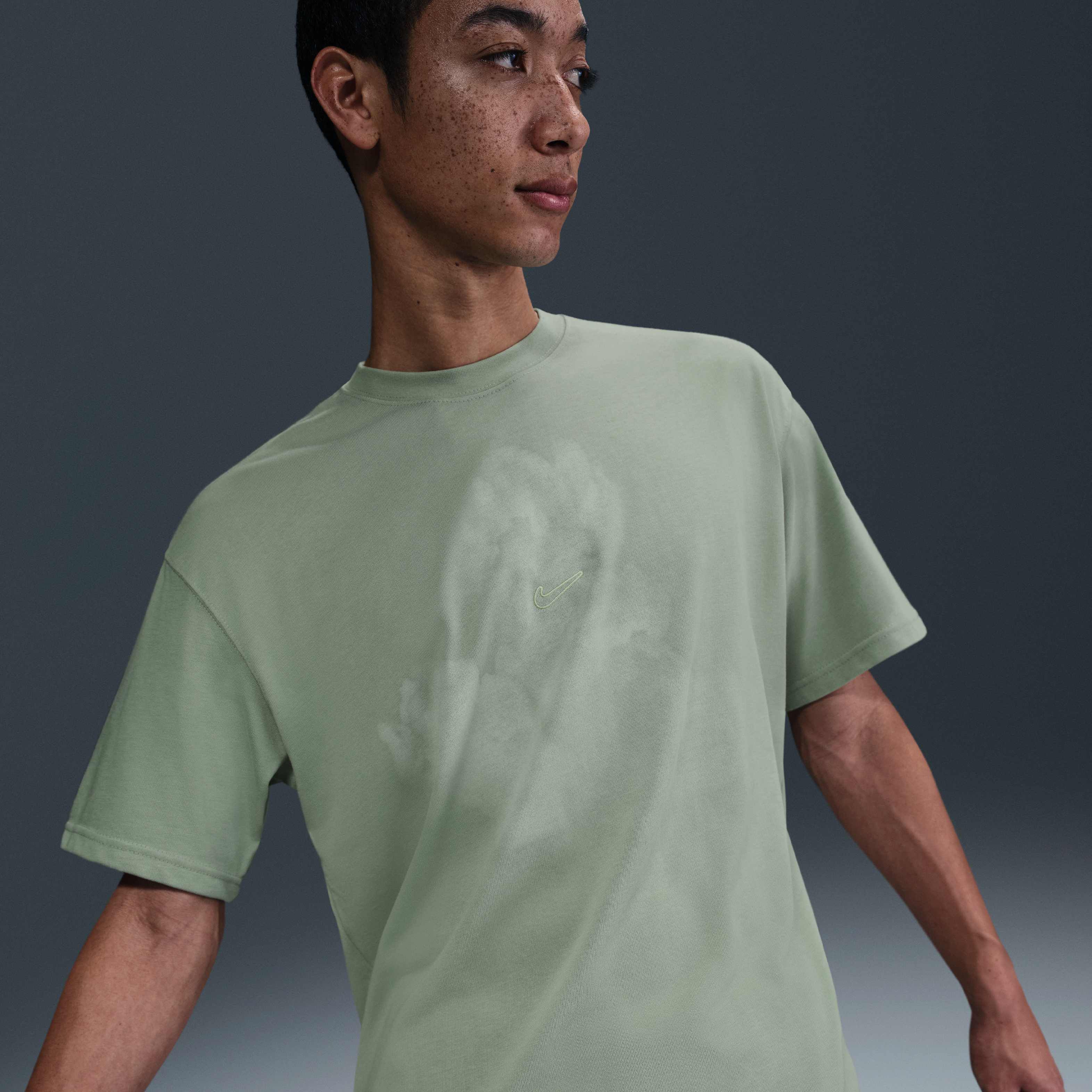 Buy Nike Sportswear Max90 T-Shirt - Jade Horizon | Nike