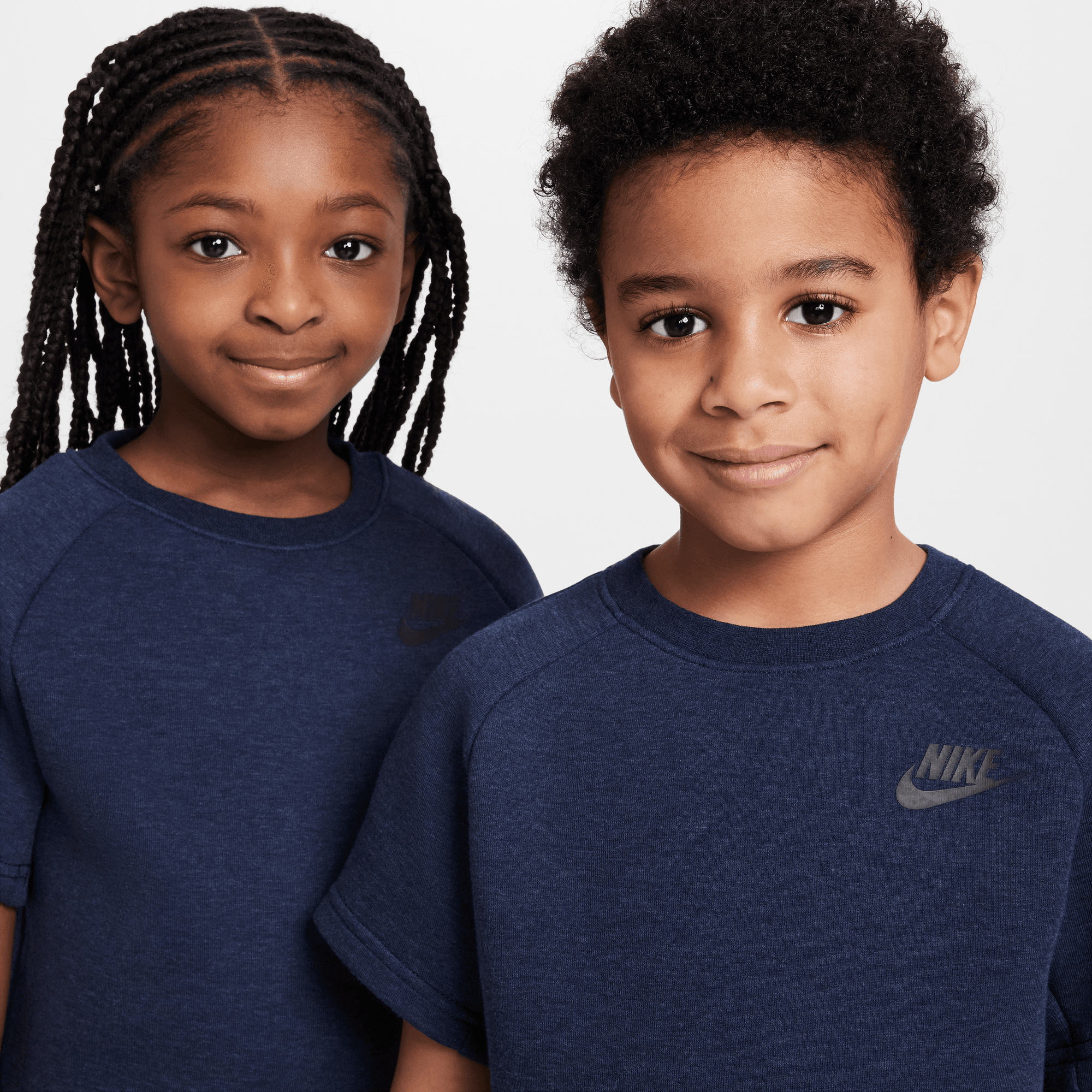 نايكي تك فليس image number 2