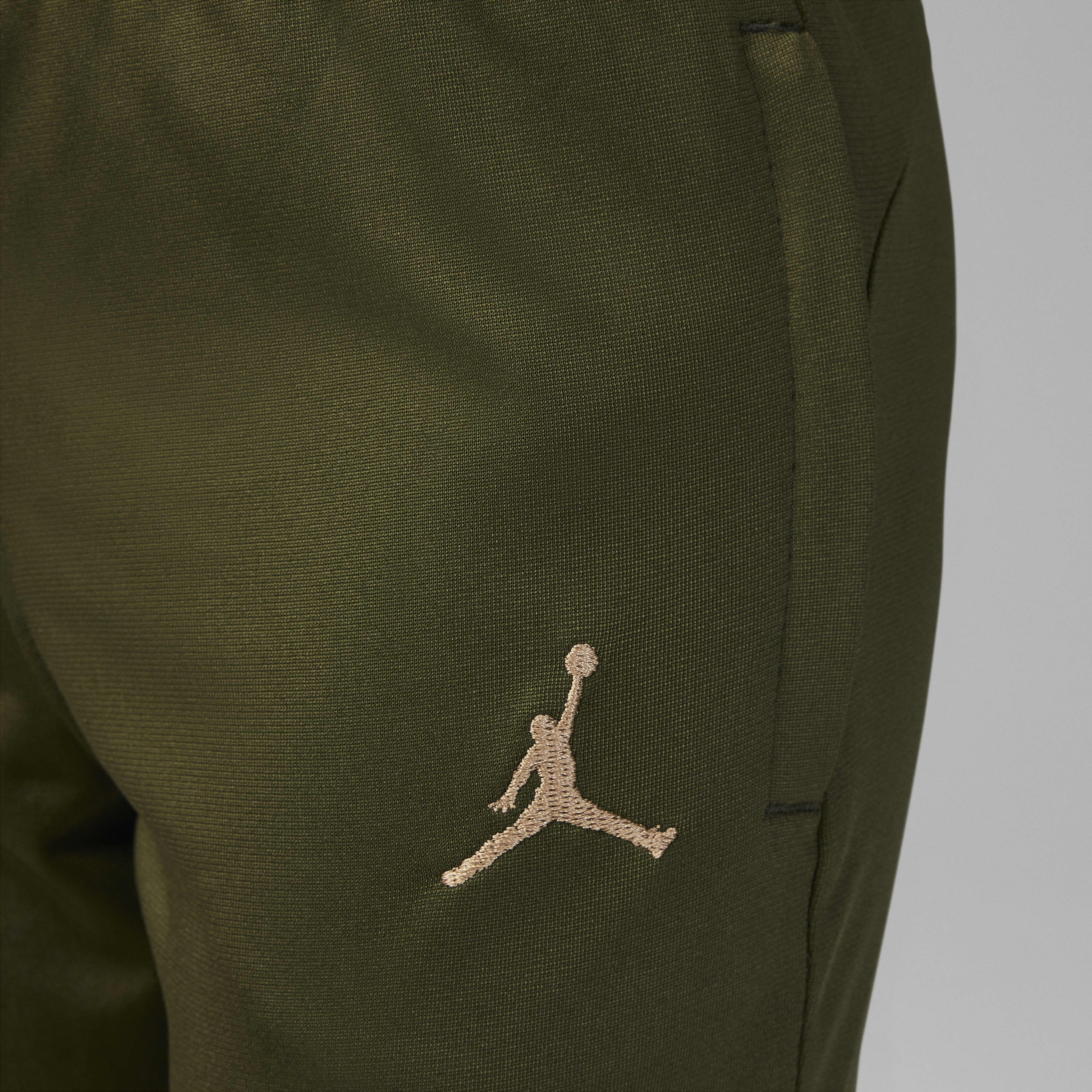 Paris Saint-Germain Strike Fourth image number 8