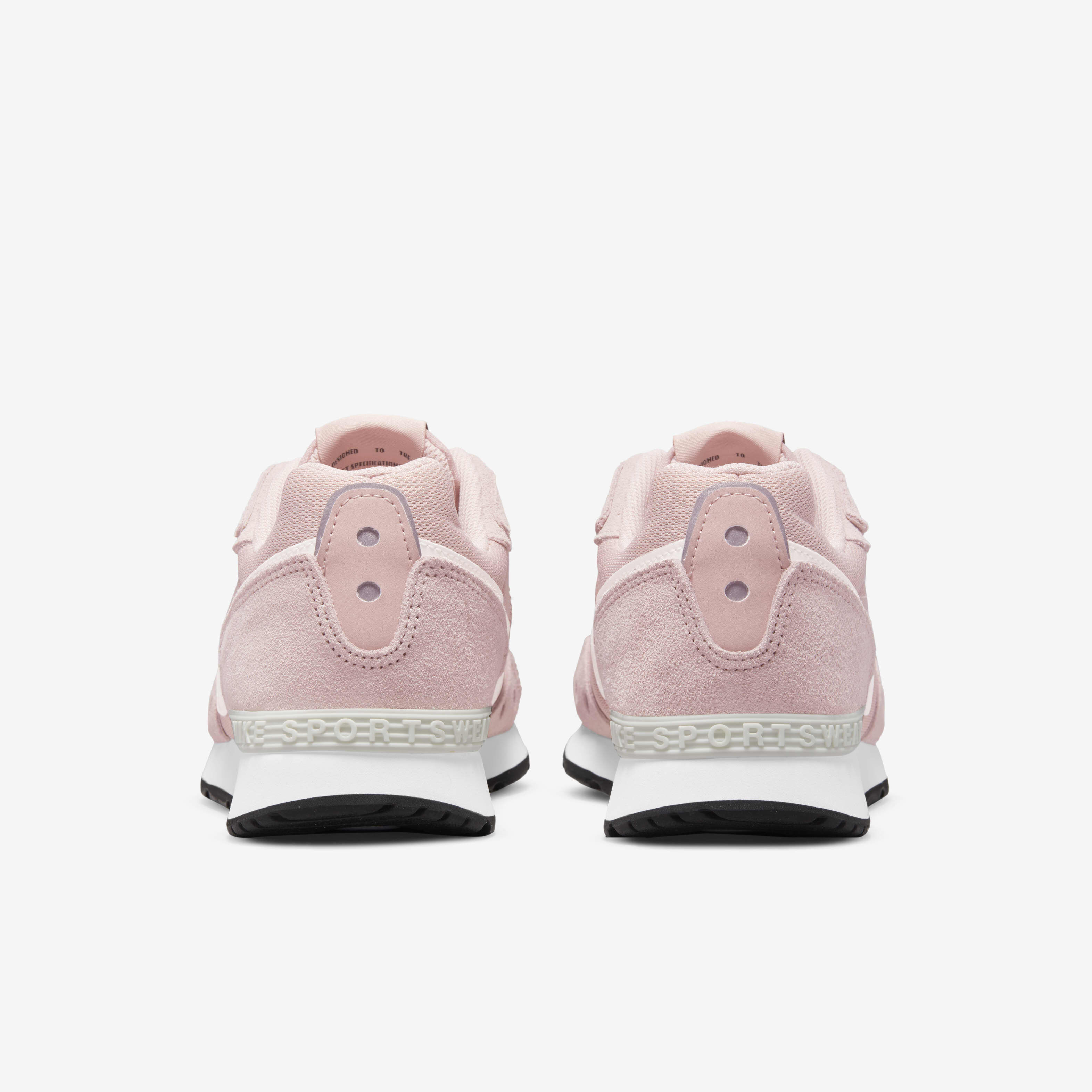 Buy Nike Venture Runner Women's Shoe - Pink Oxford/Black