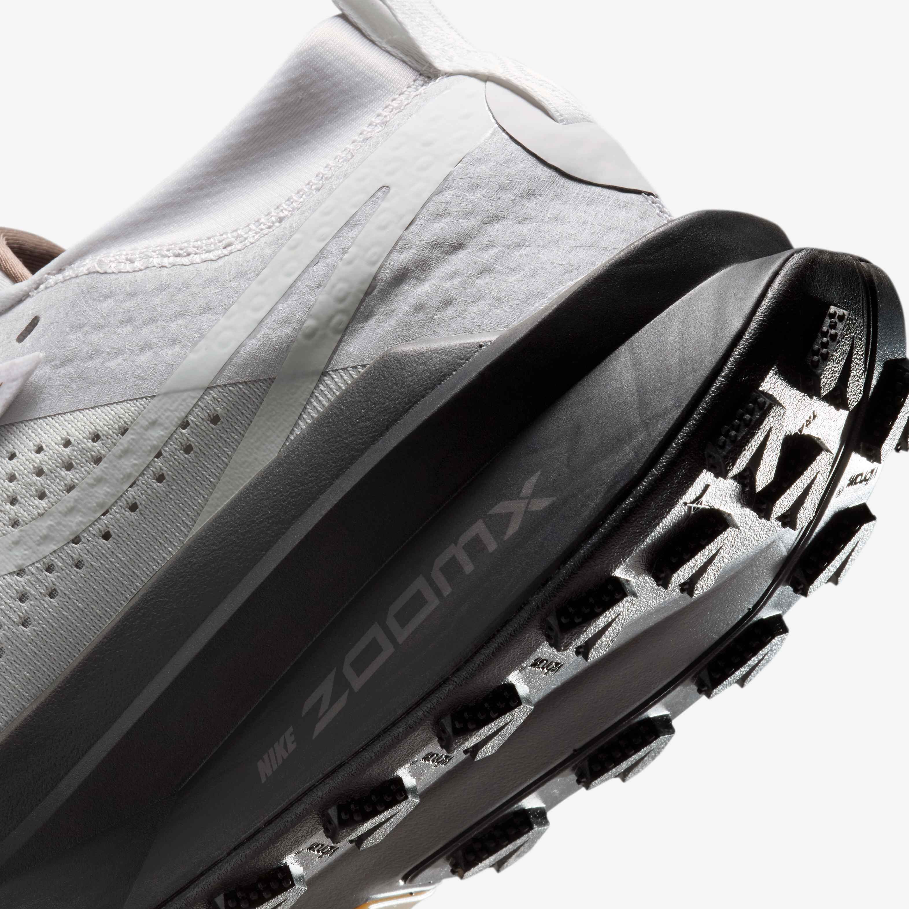 Nike Zegama Trail 2 image number 7