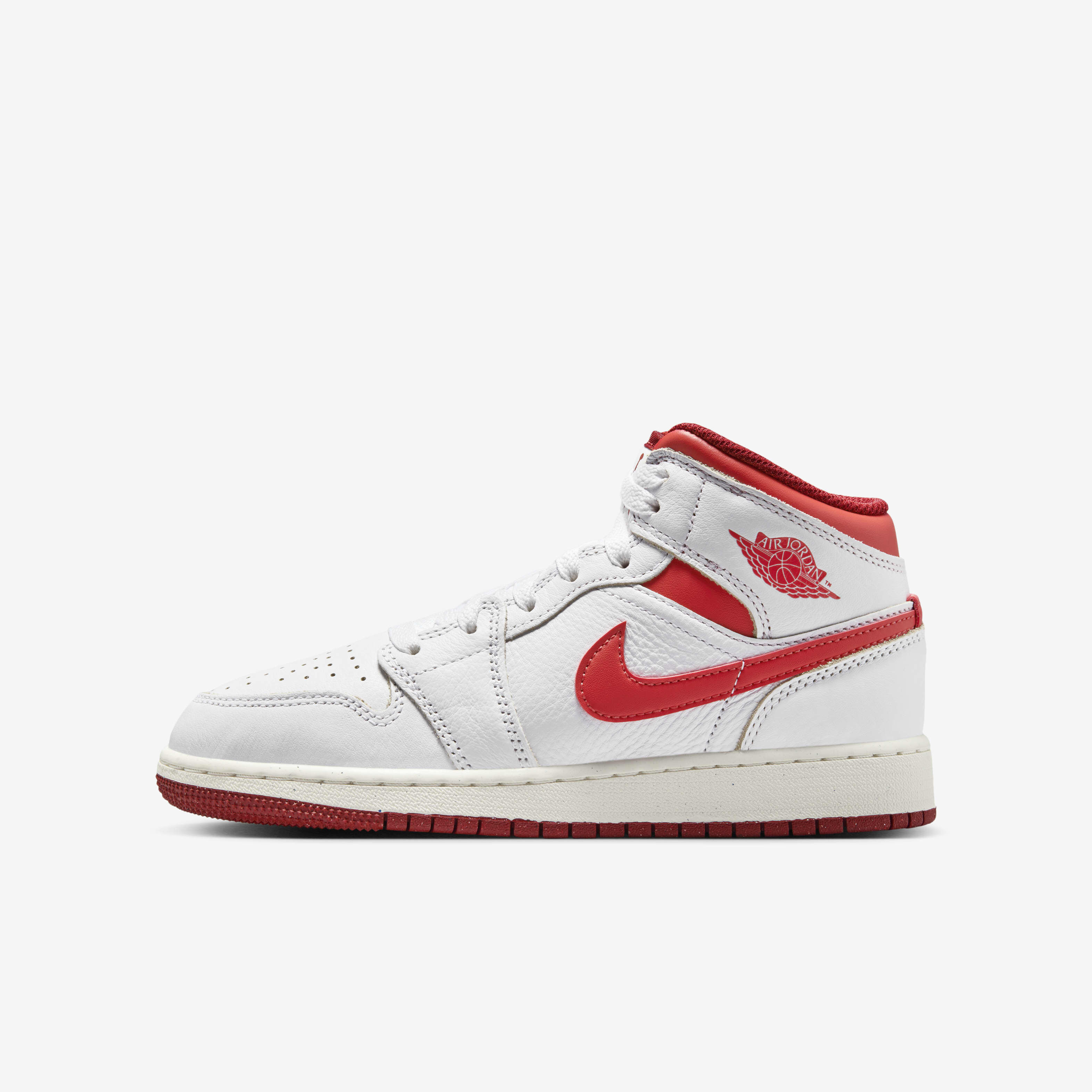 Jordan q mid top