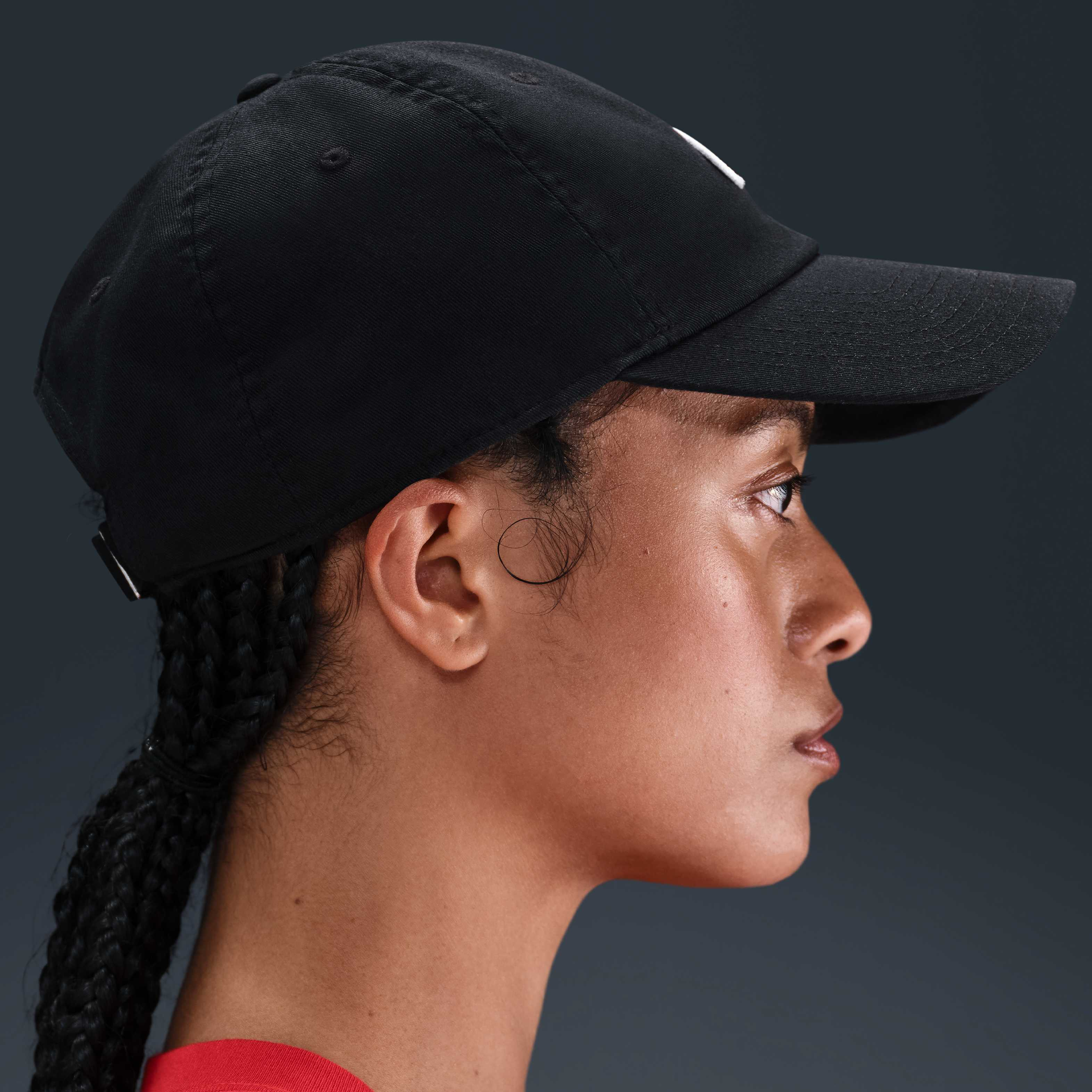 نايكي كلوب image number 3