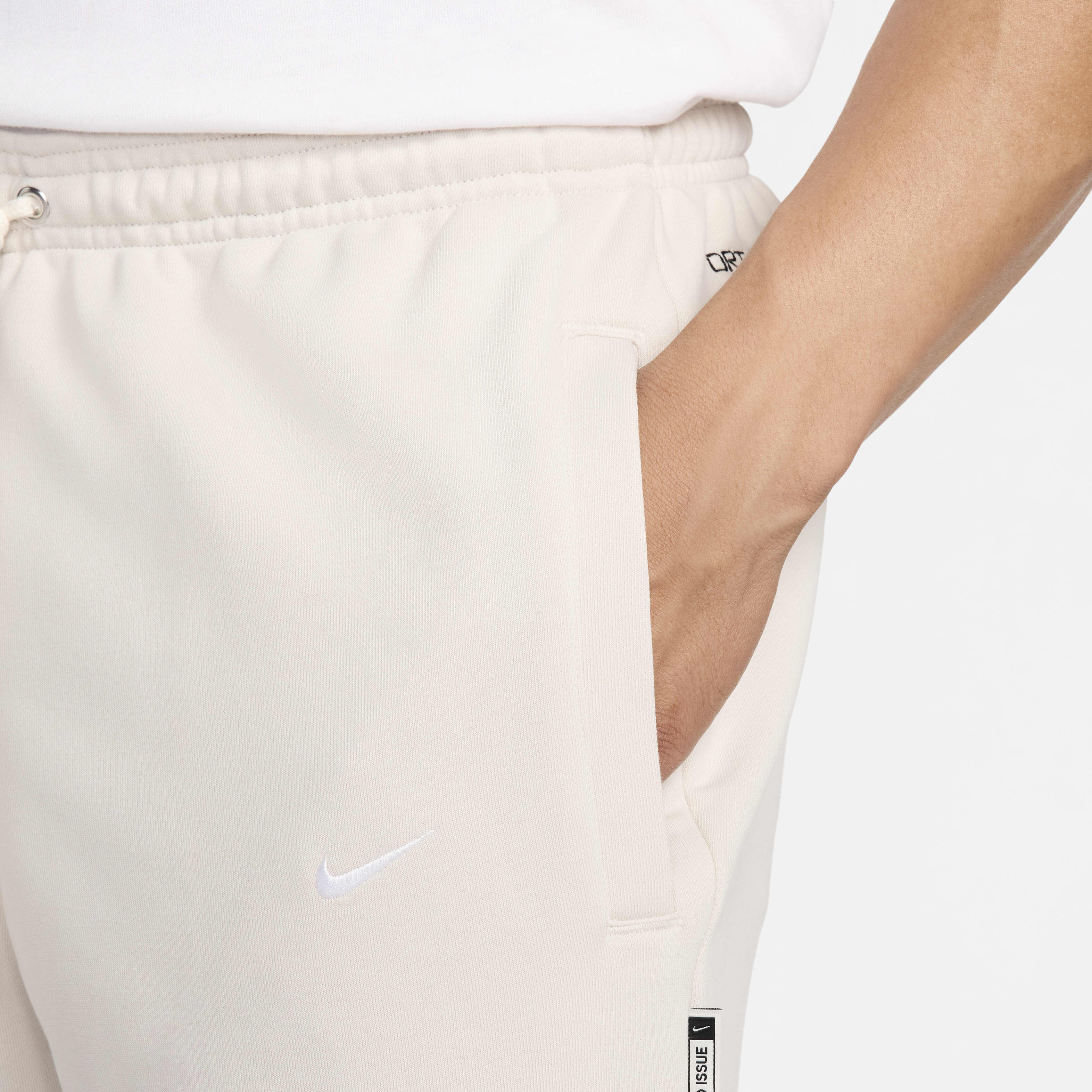 ليفربول ستاندرد ايشيو image number 2