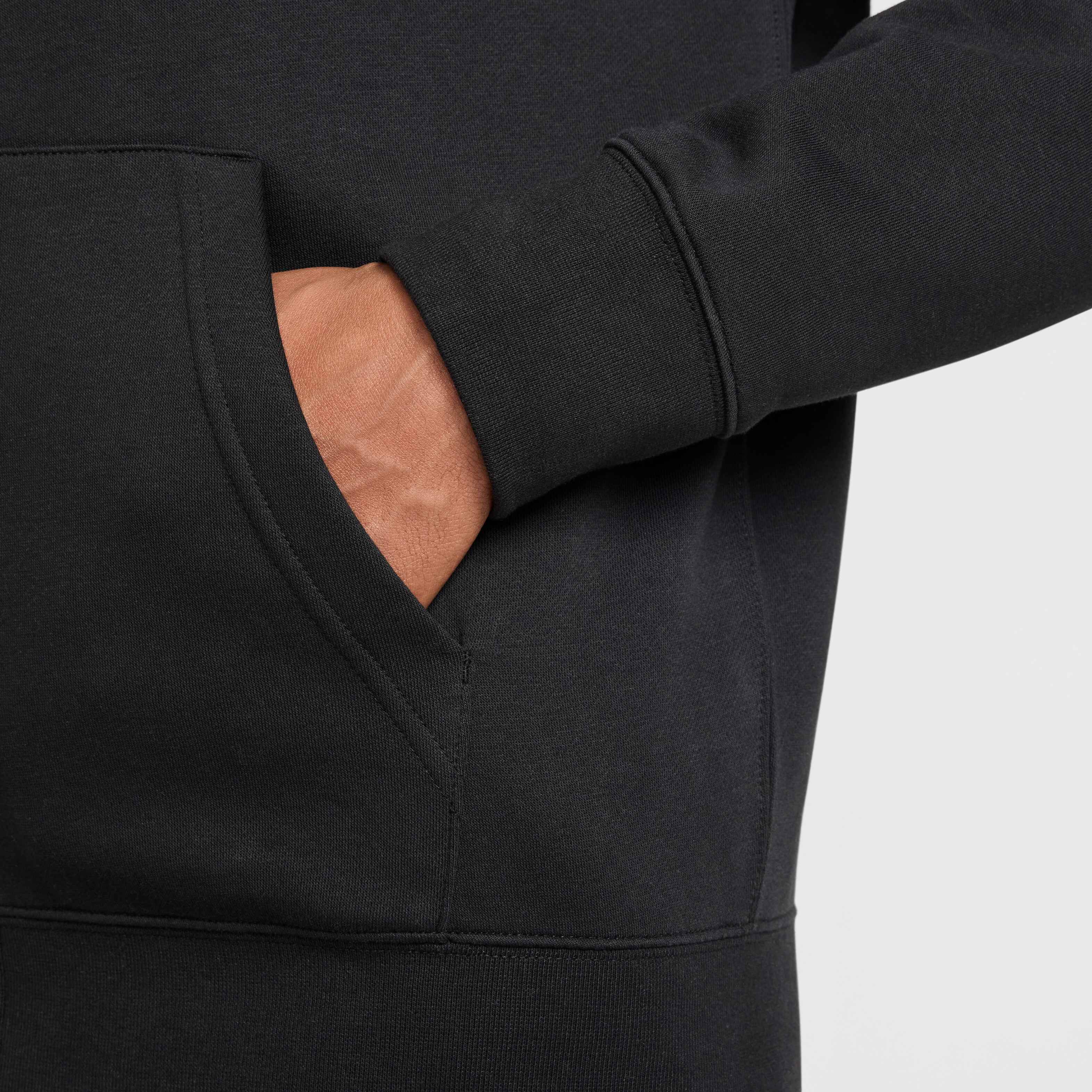 نايكي كلوب image number 4