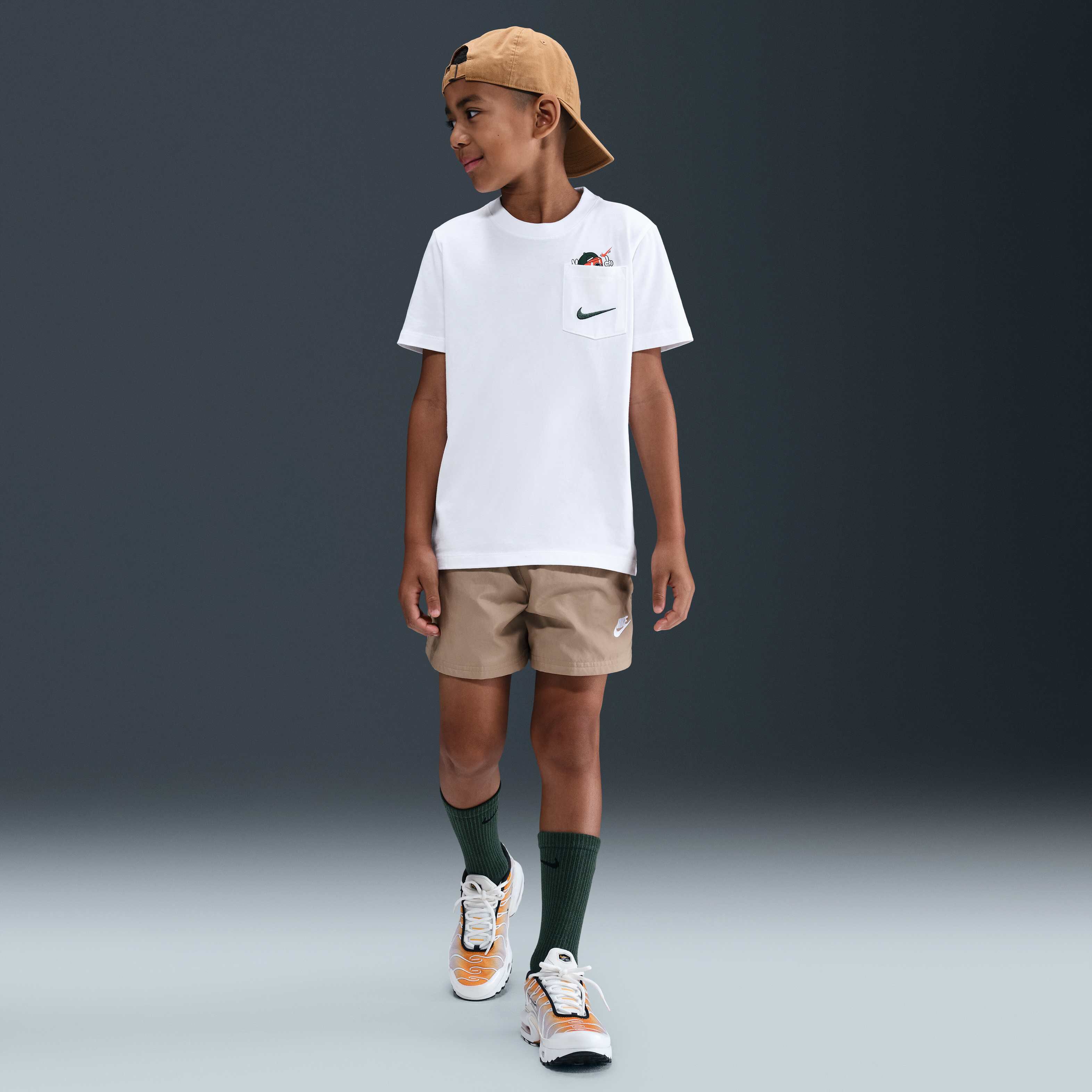 نايكي سبورتسوير image number 3