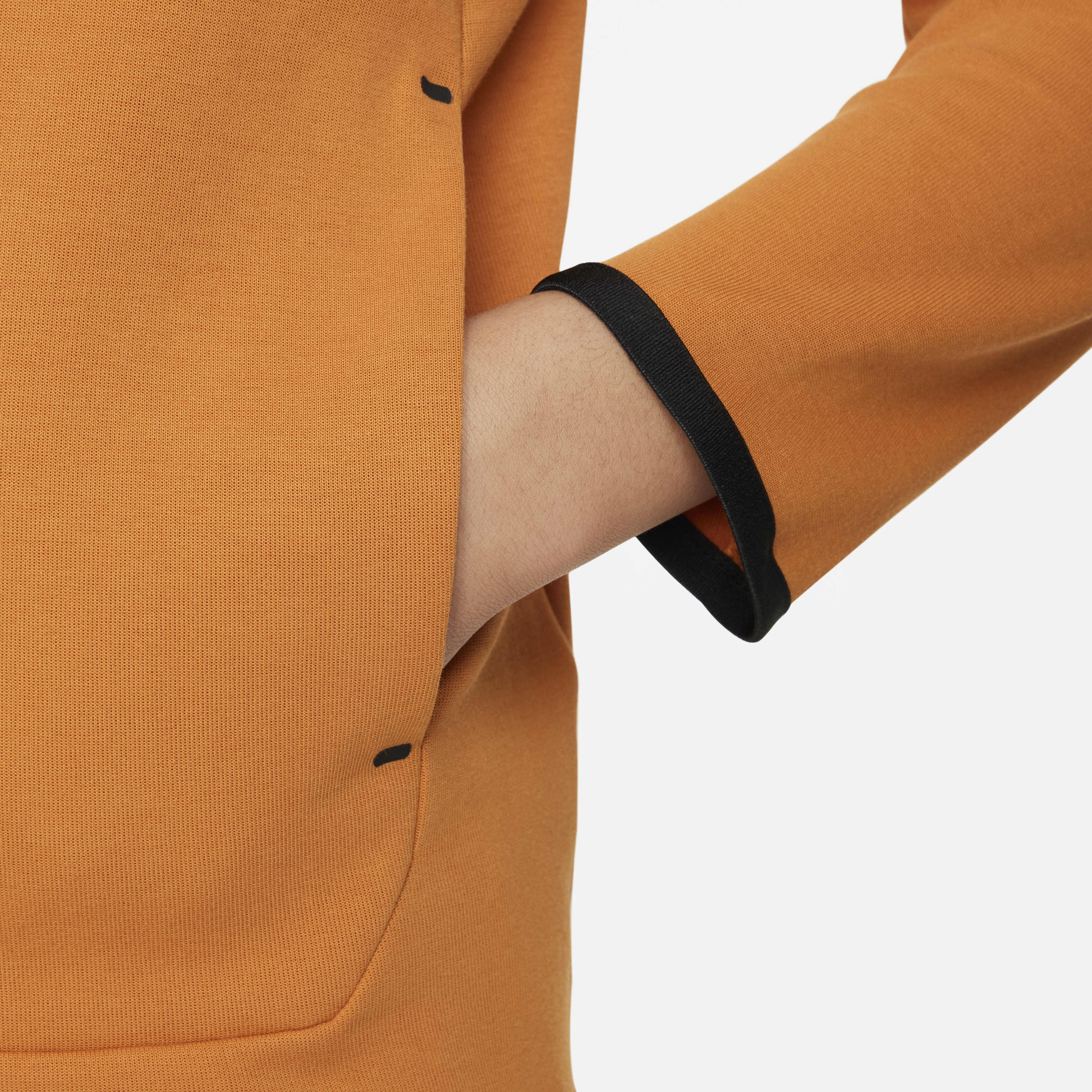 نايكي سبورتسوير تك فليس   image number 4