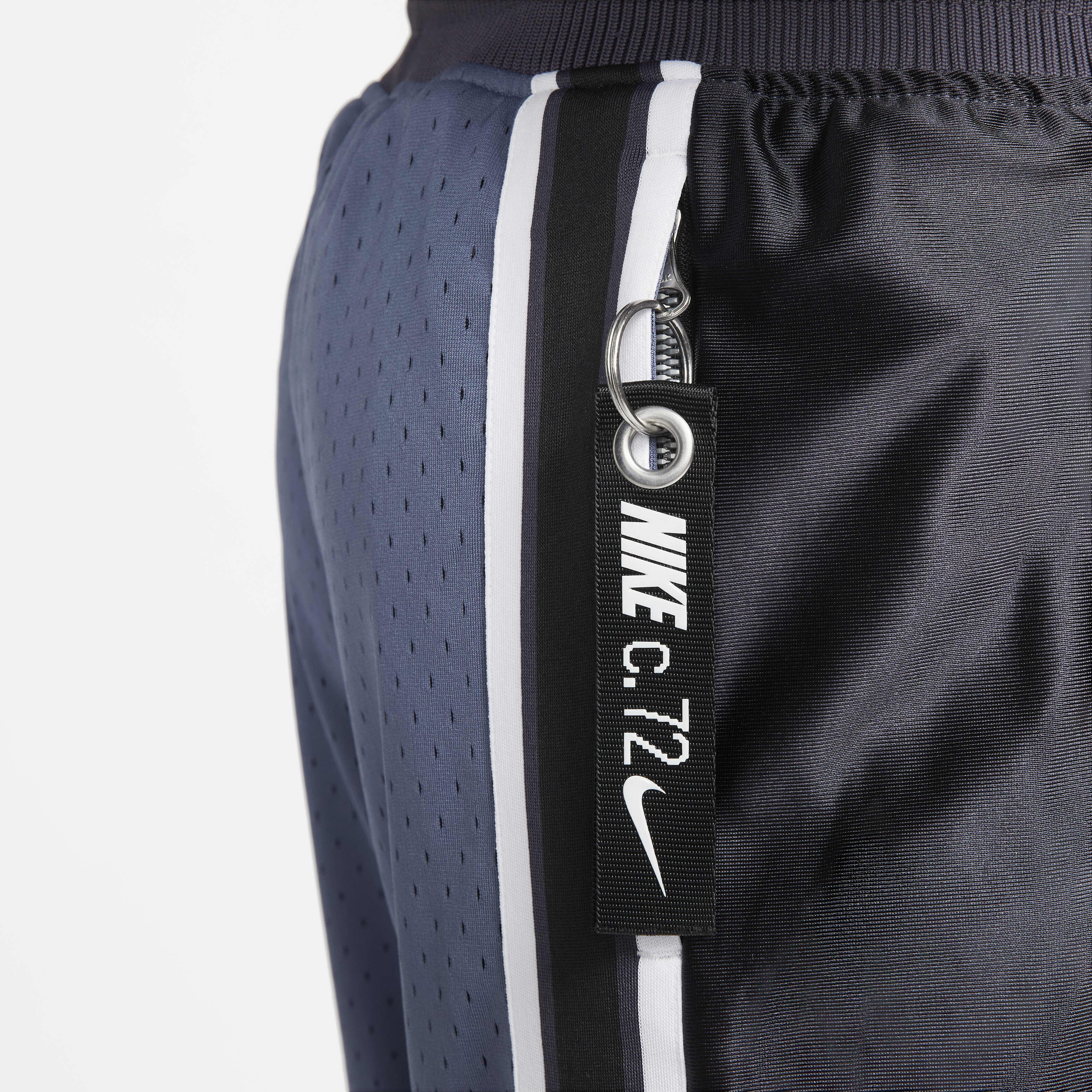 نايكي سيركا image number 5