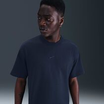 Nike Sportswear Premium Essentials