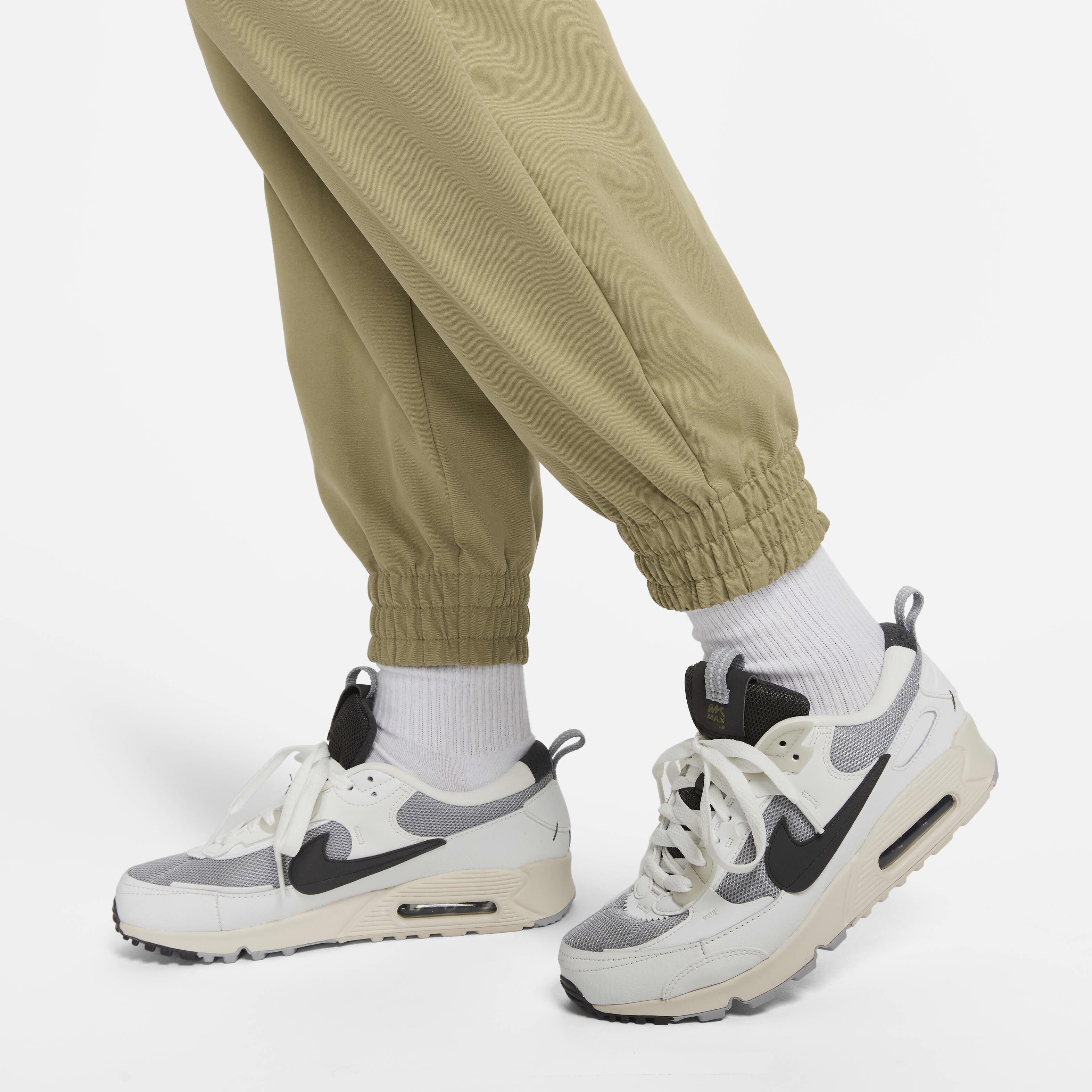 نايكي سبورتسوير سووش image number 4