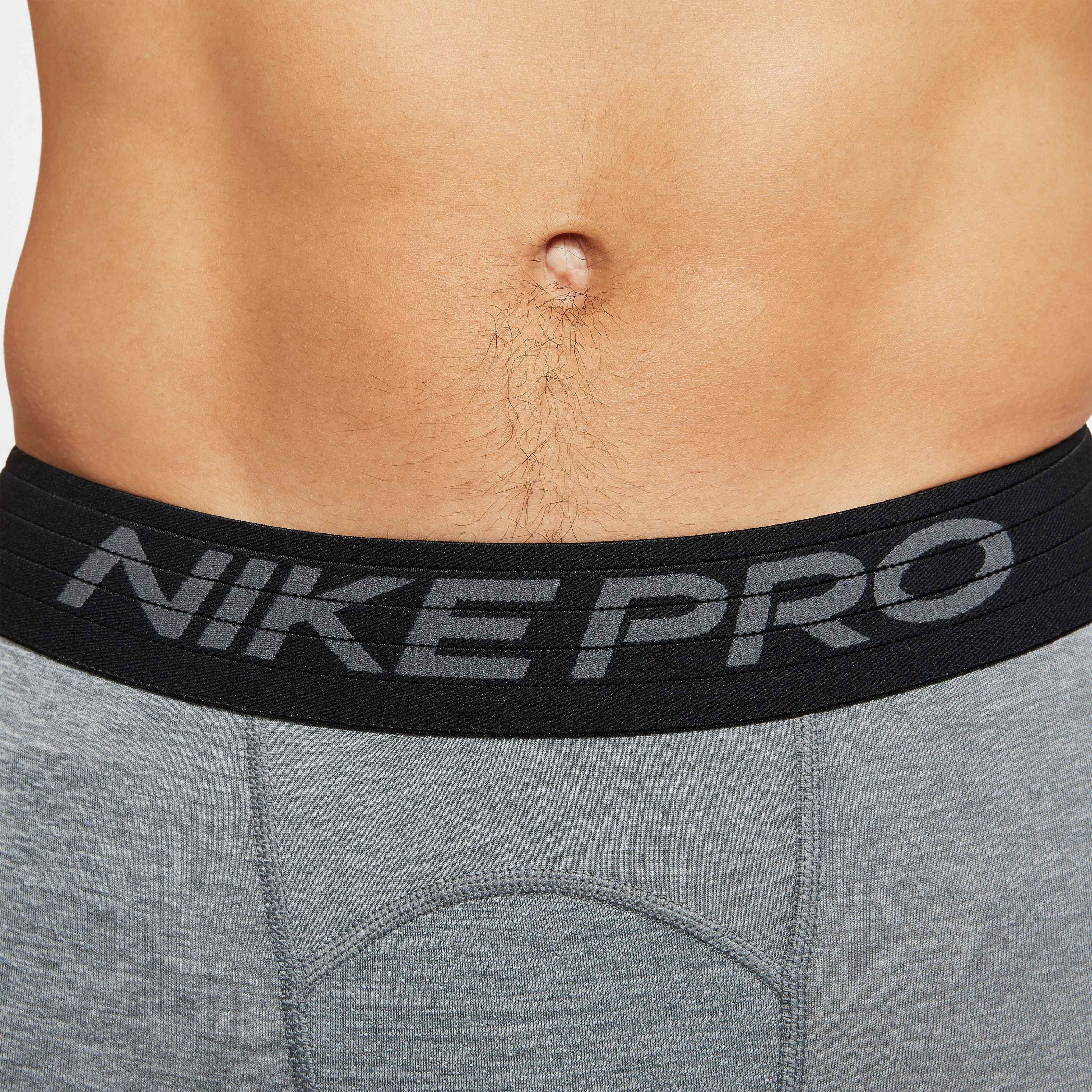 Nike Pro image number 4