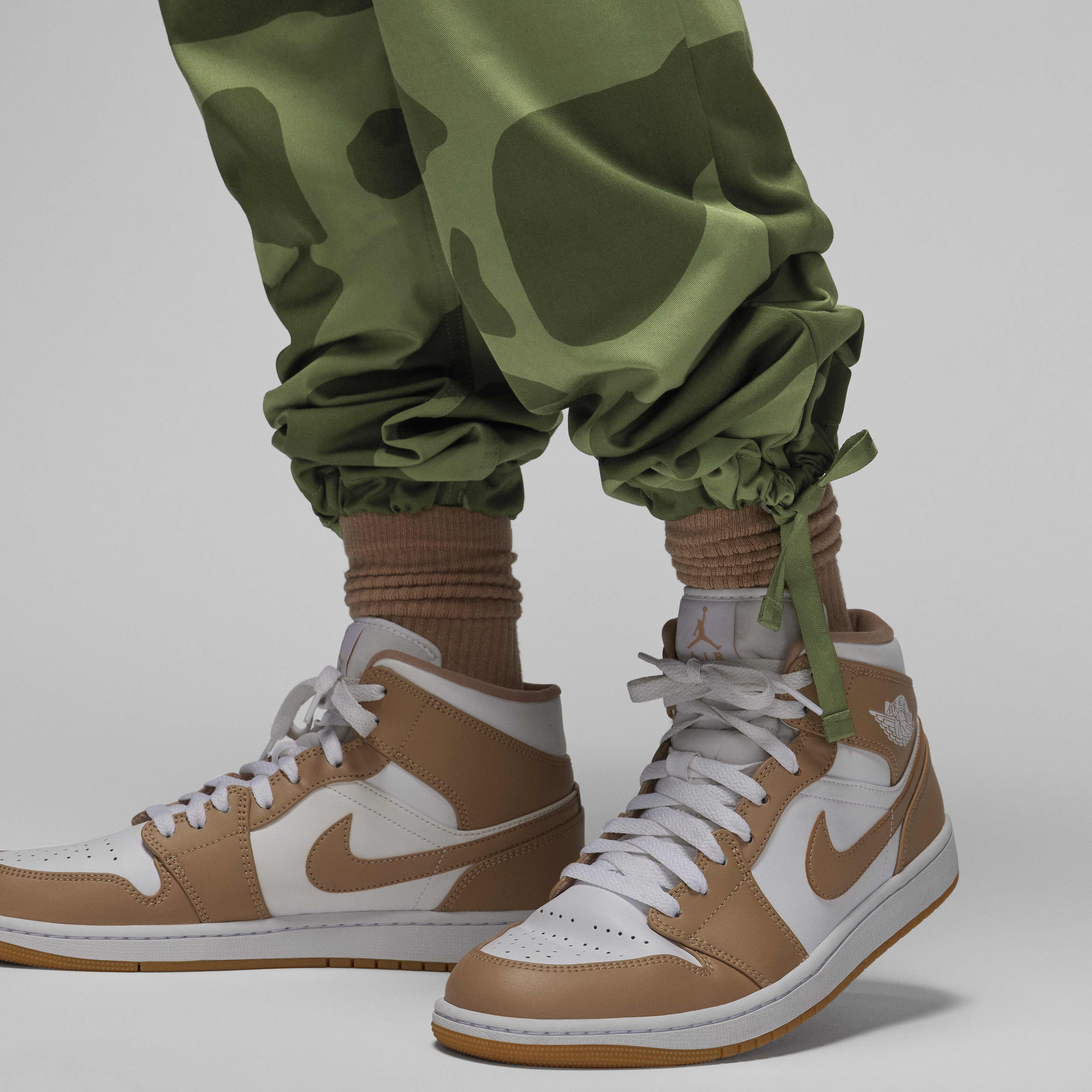 Jordan Essentials Chicago image number 6