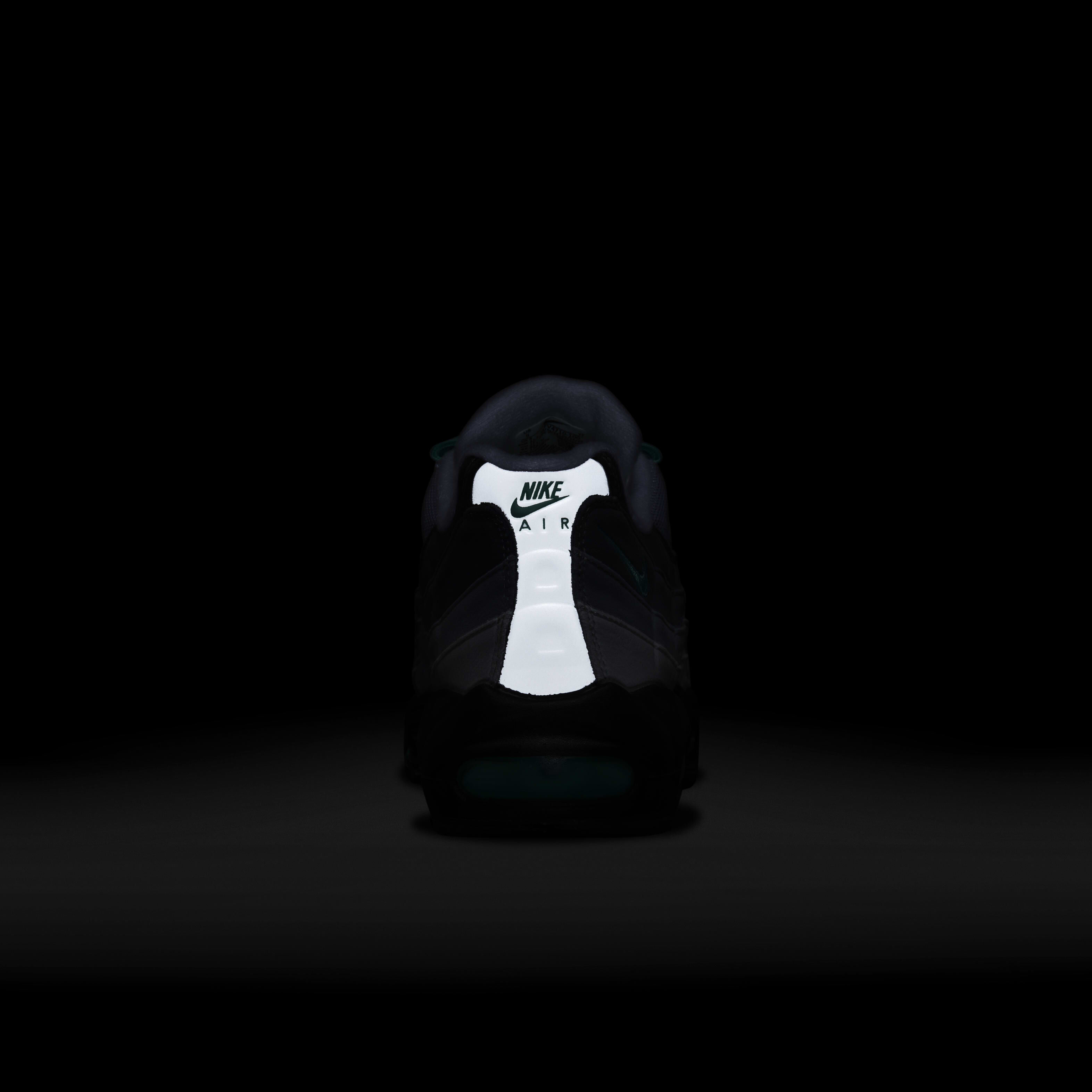 Nike Air Max 95 image number 9