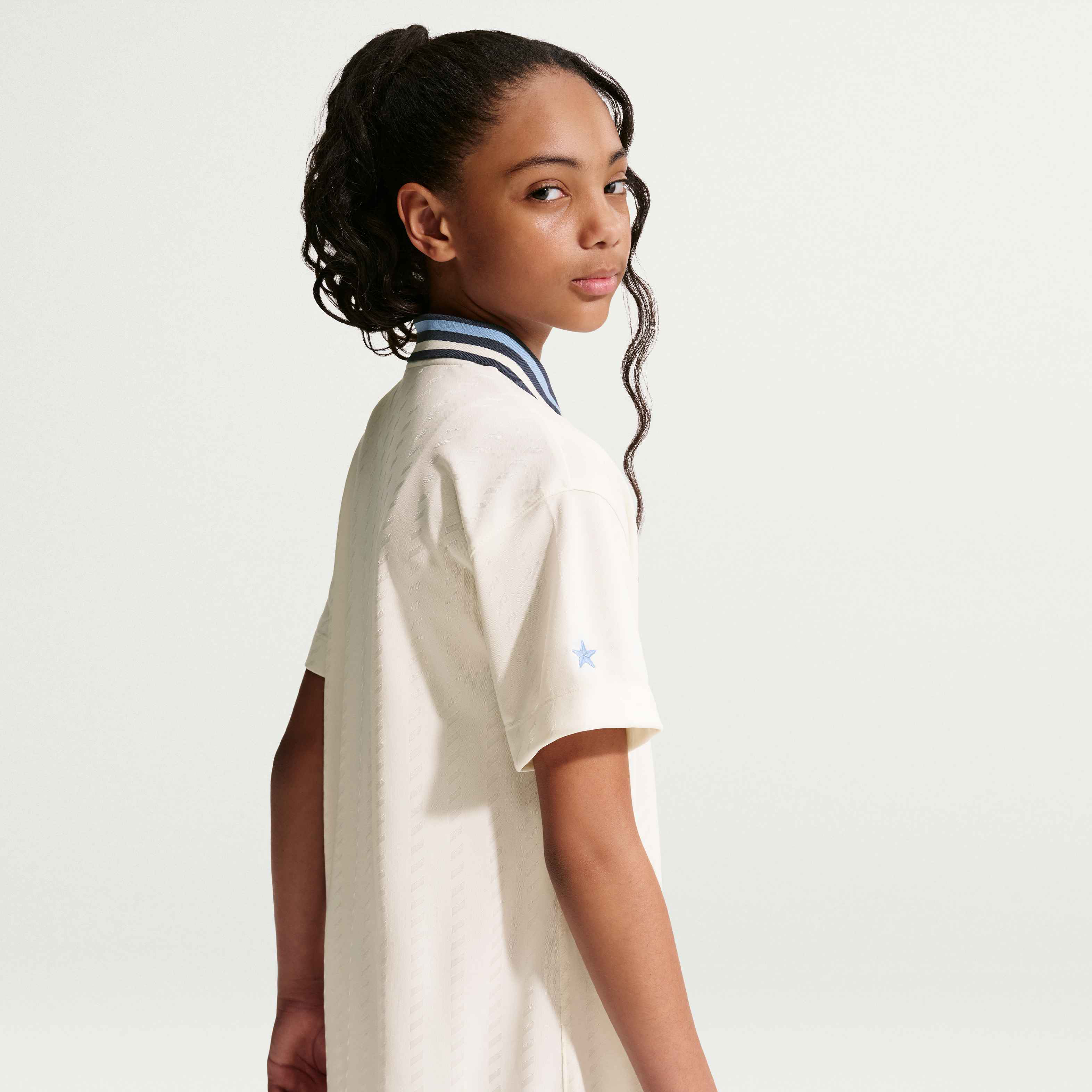Nike Sportswear image number 2