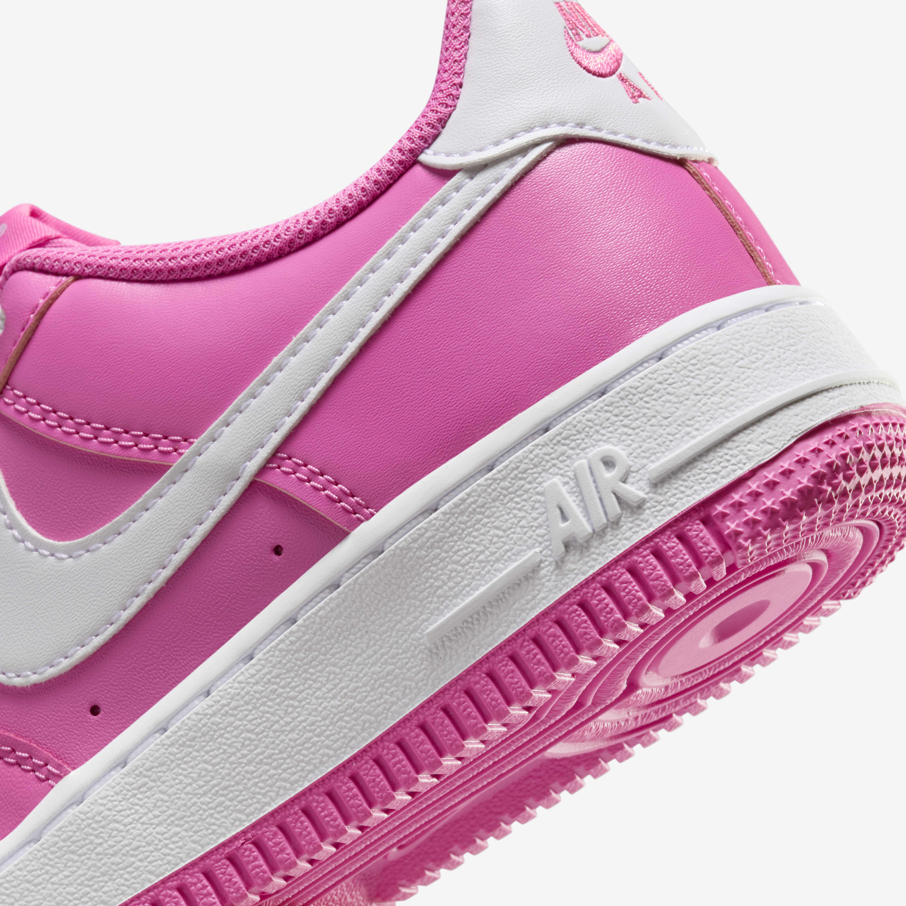 Nike air force 1 7 womens pink shop