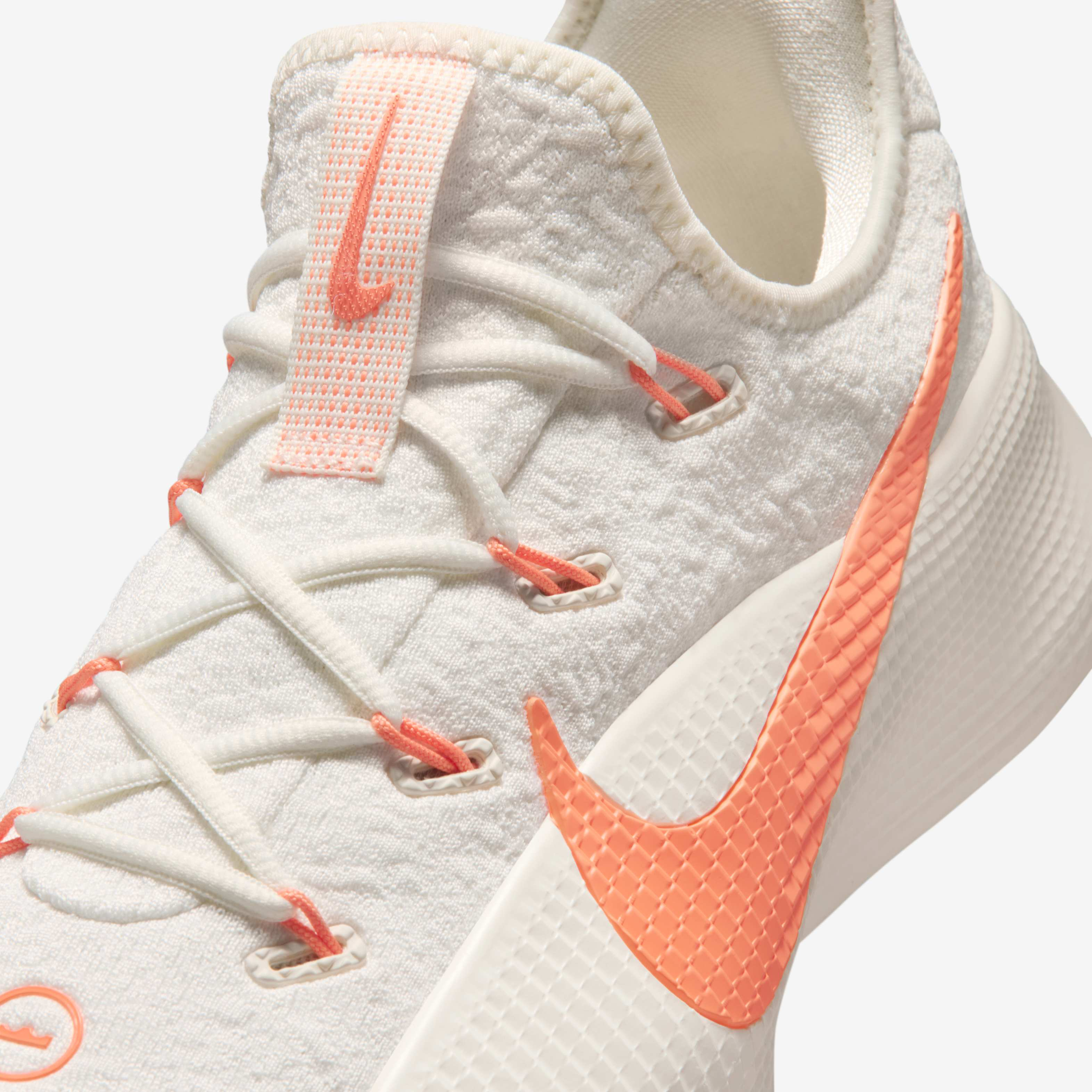 LeBron TR 1 image number 6
