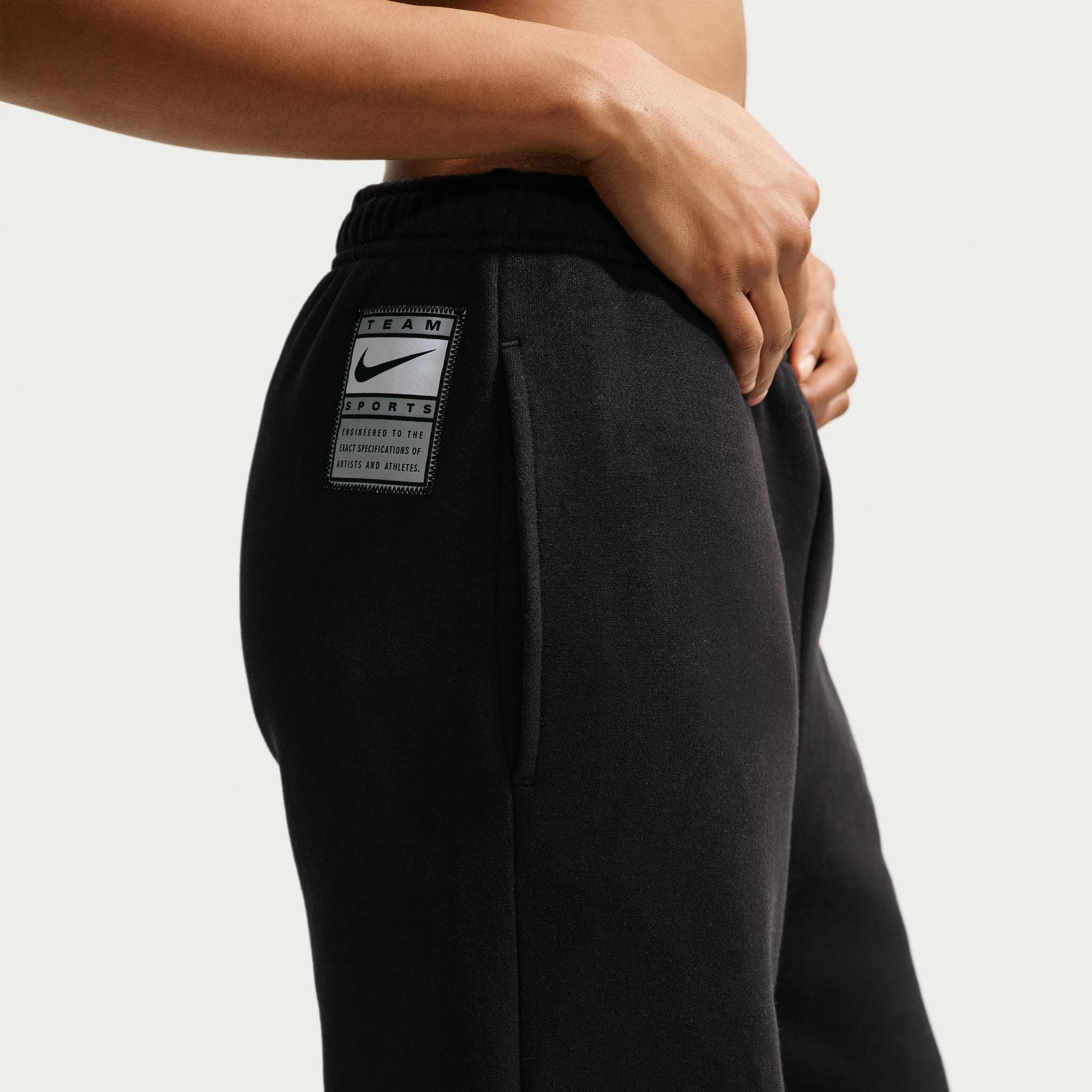 Nike Studio Fleece Medium Weight image number 3