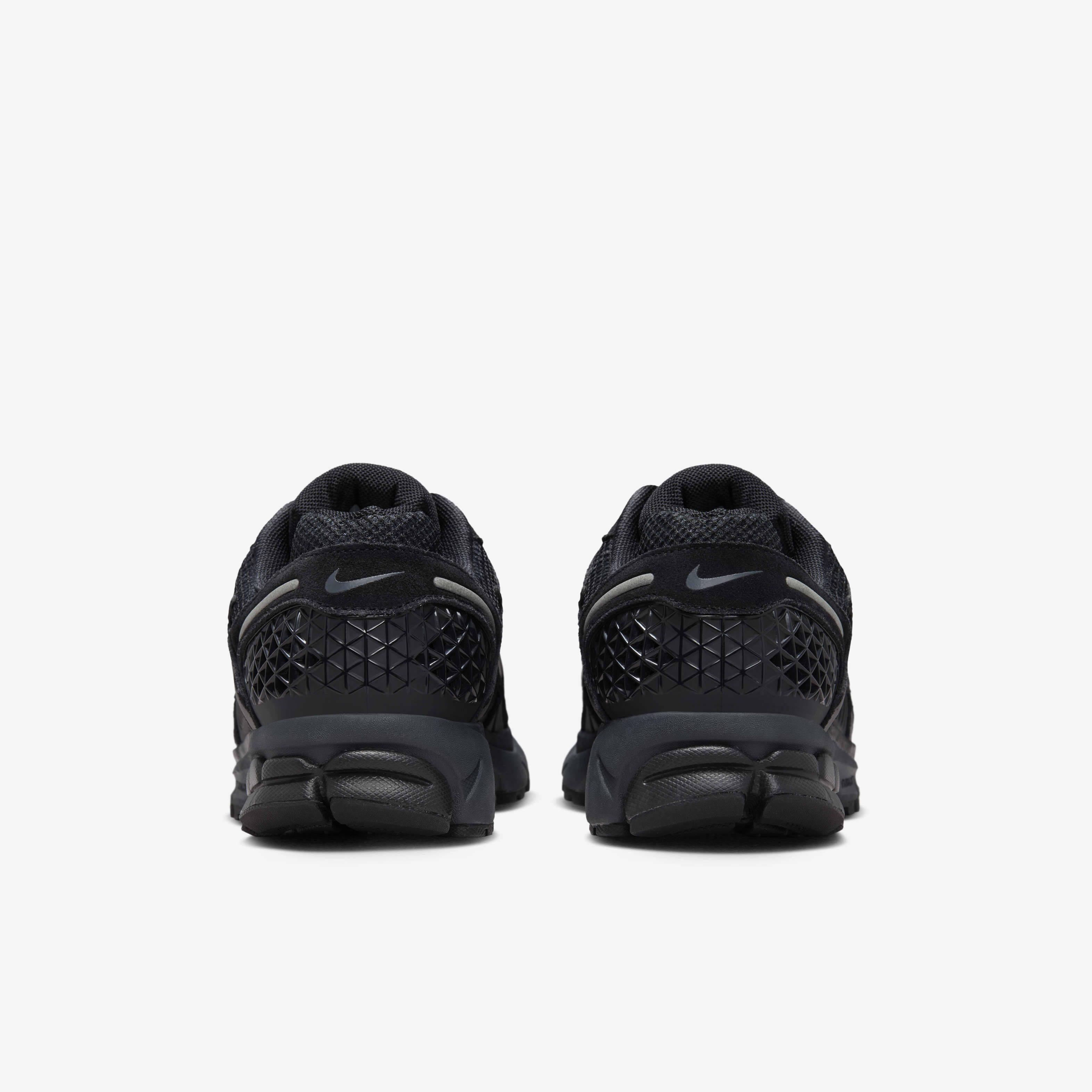 Buy Nike Zoom Vomero 5 Men s Shoes Nike Kuwait Official