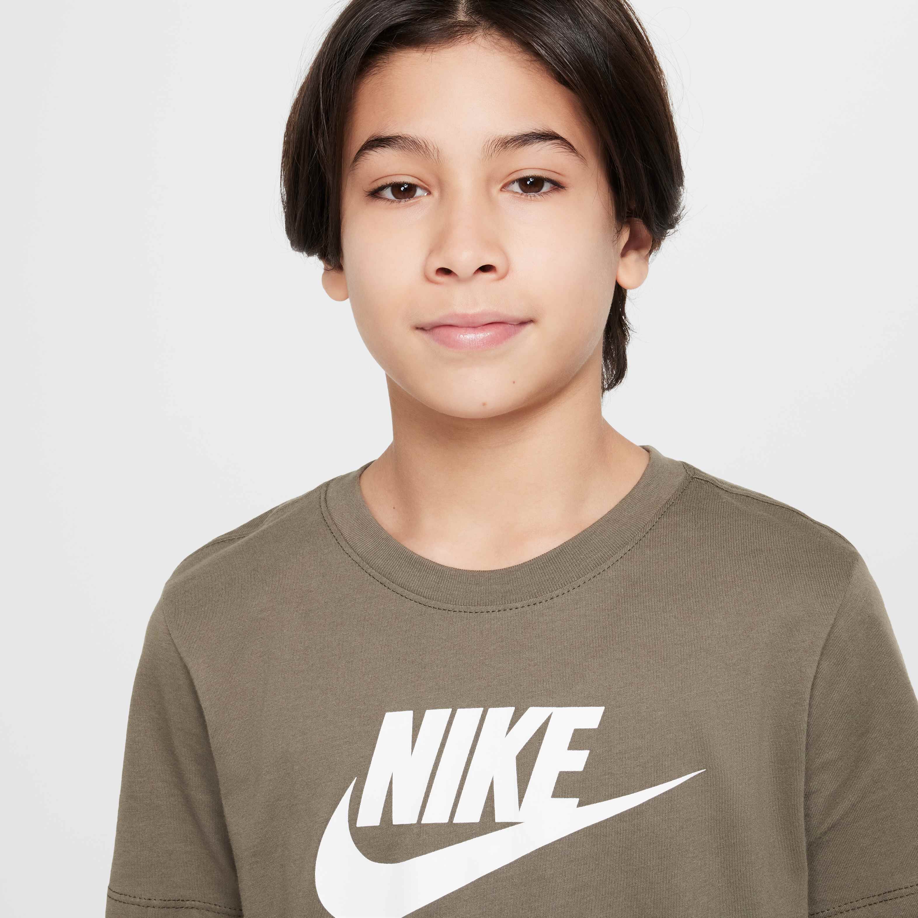 نايكي سبورتسوير image number 2