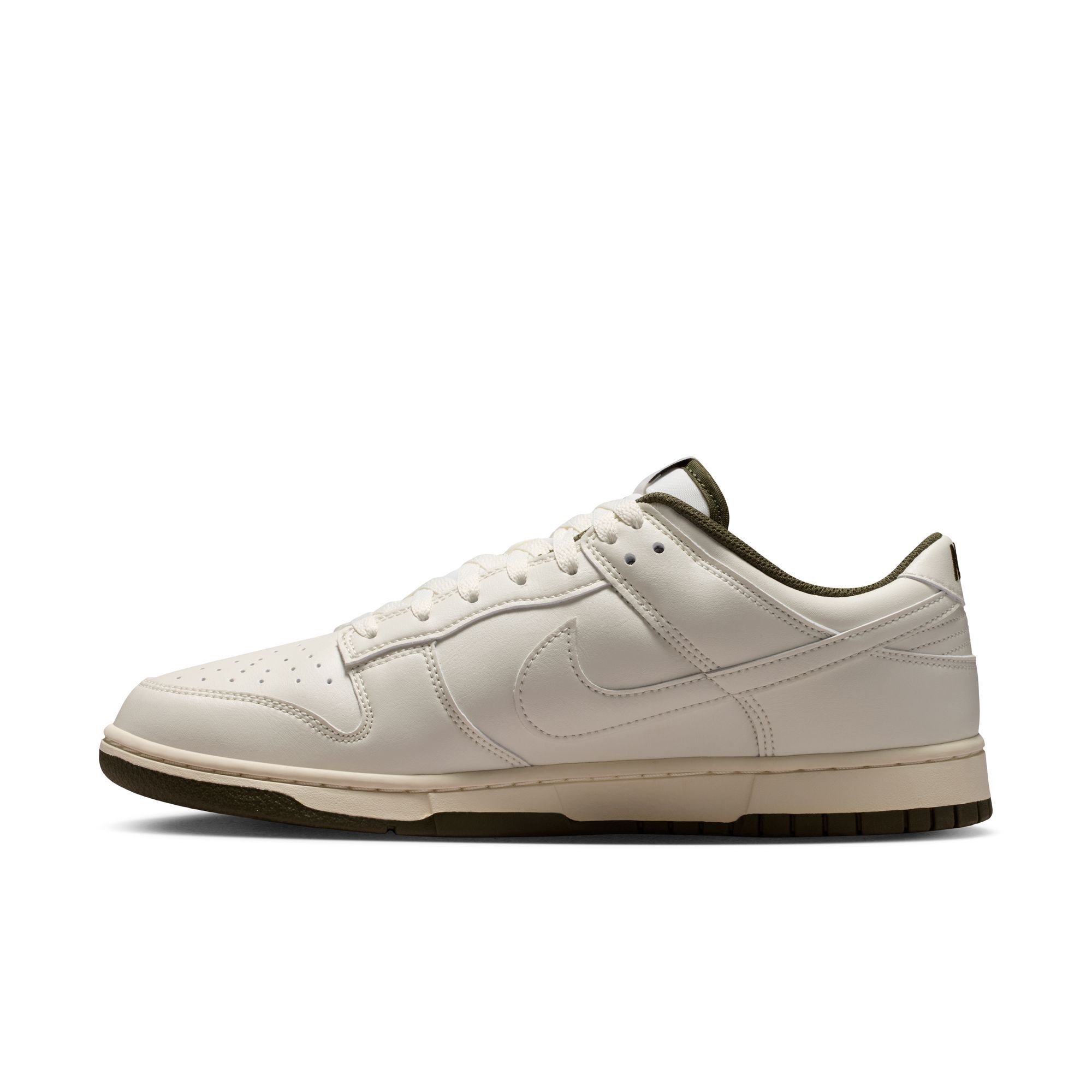 Nike Dunk Low Retro image number 4