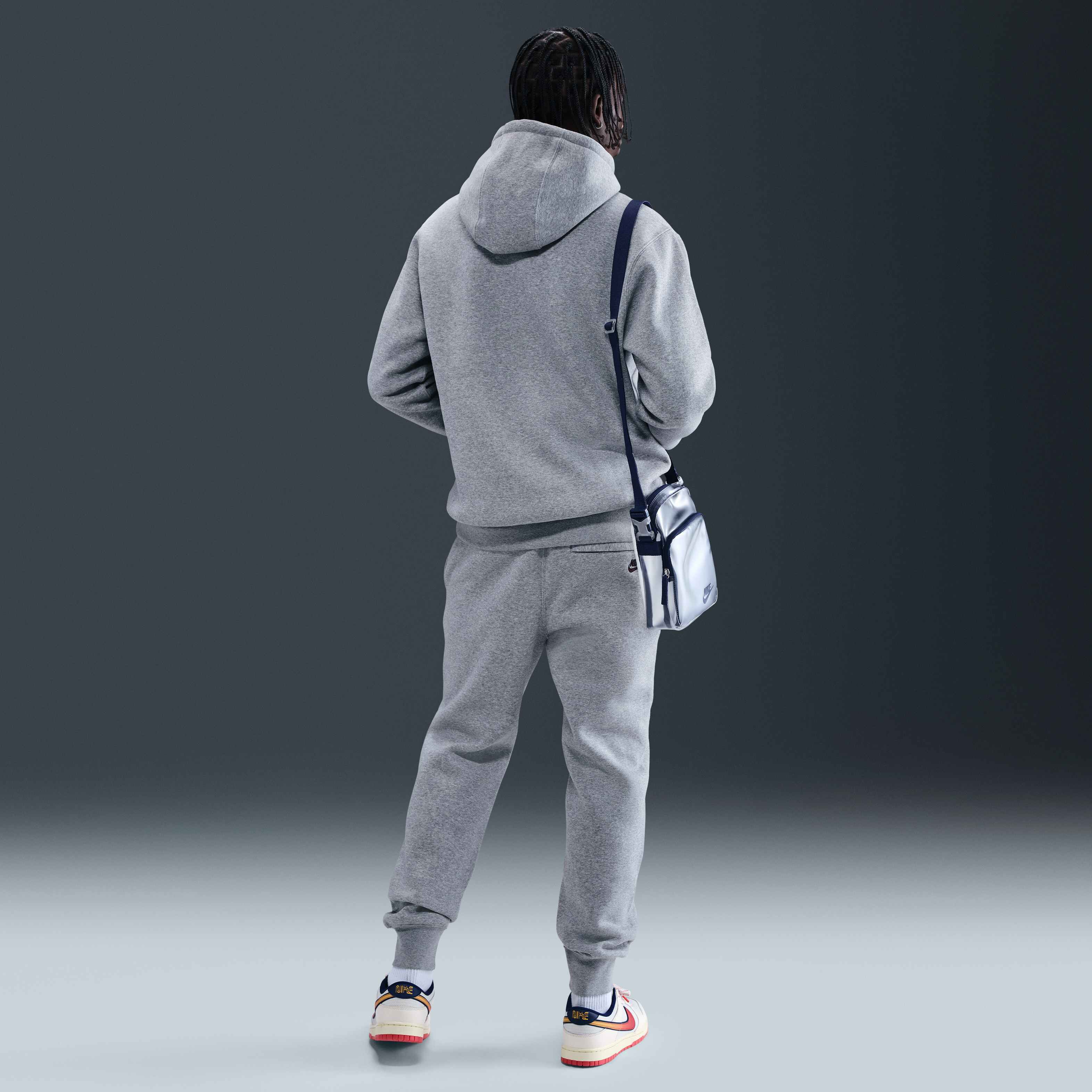 Nike Sportswear Club image number 4