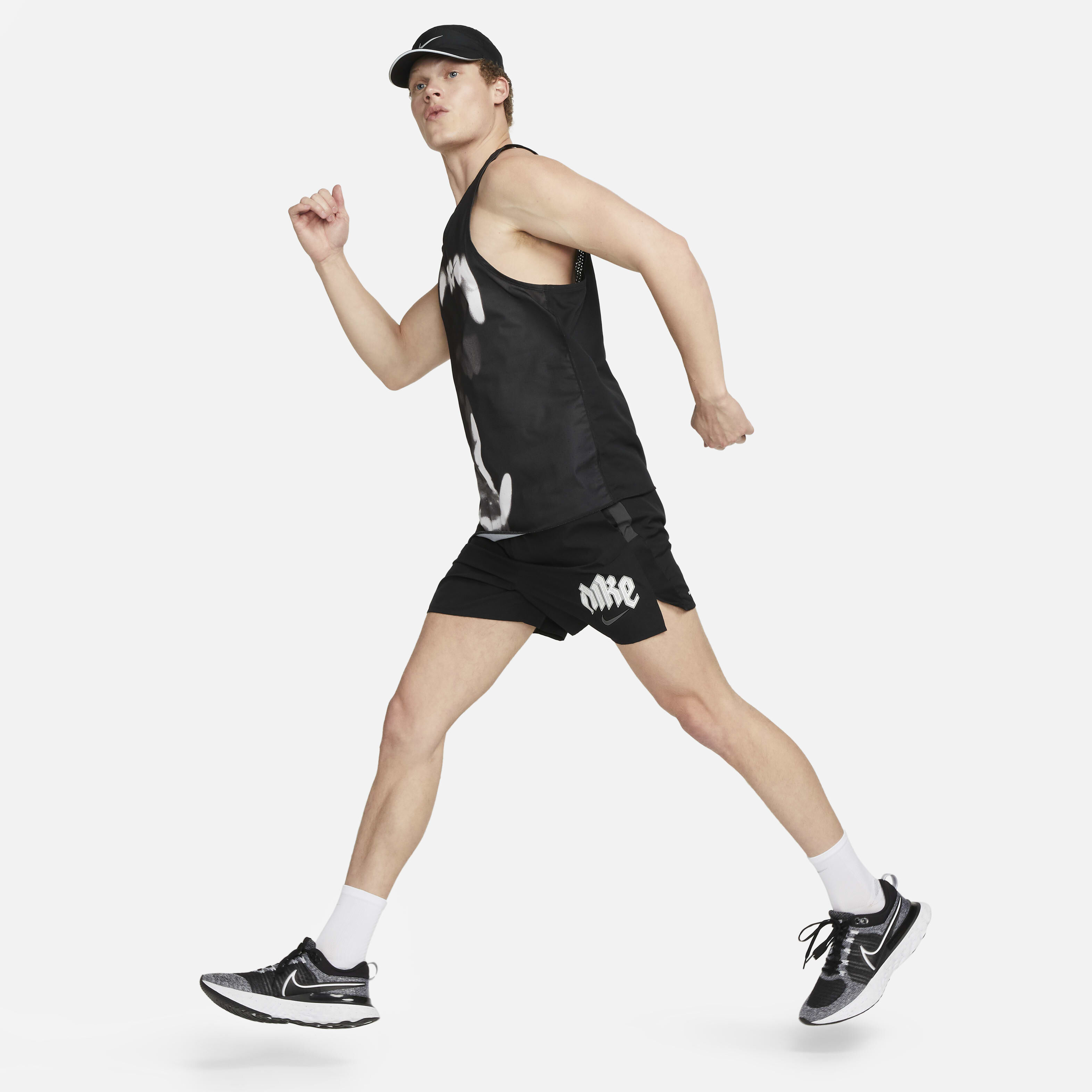 نايكي دراي-فت ADV رن ديفجن بيناكل image number 7