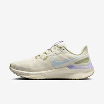Nike Structure 25