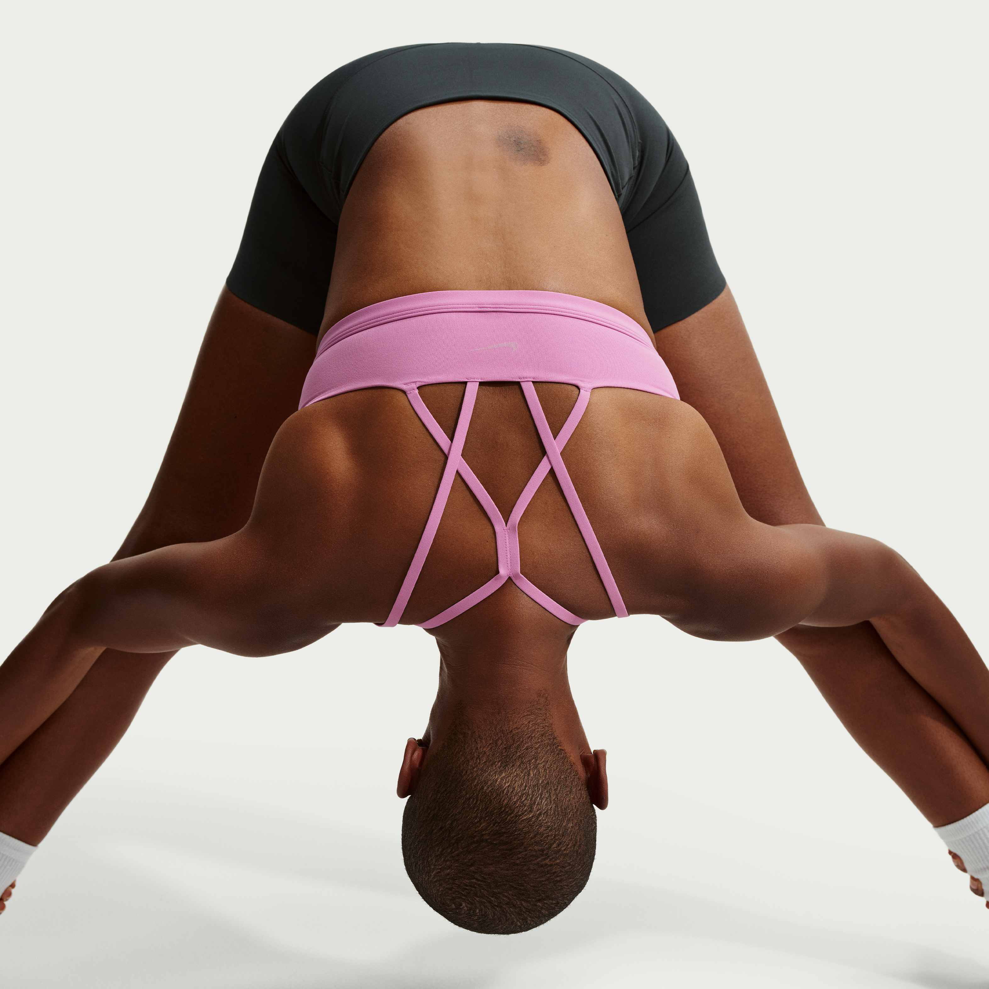 Nike Zenvy Strappy image number 2
