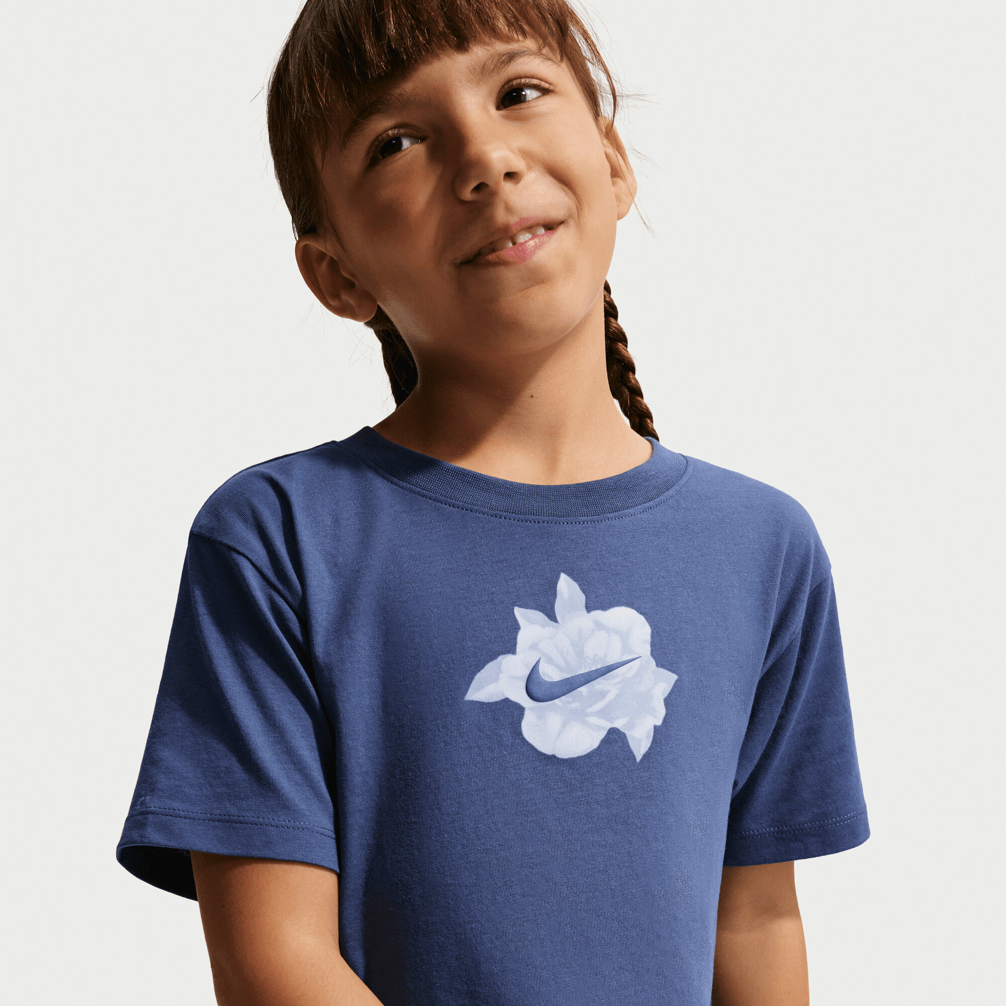 Nike Move With Nature image number 2