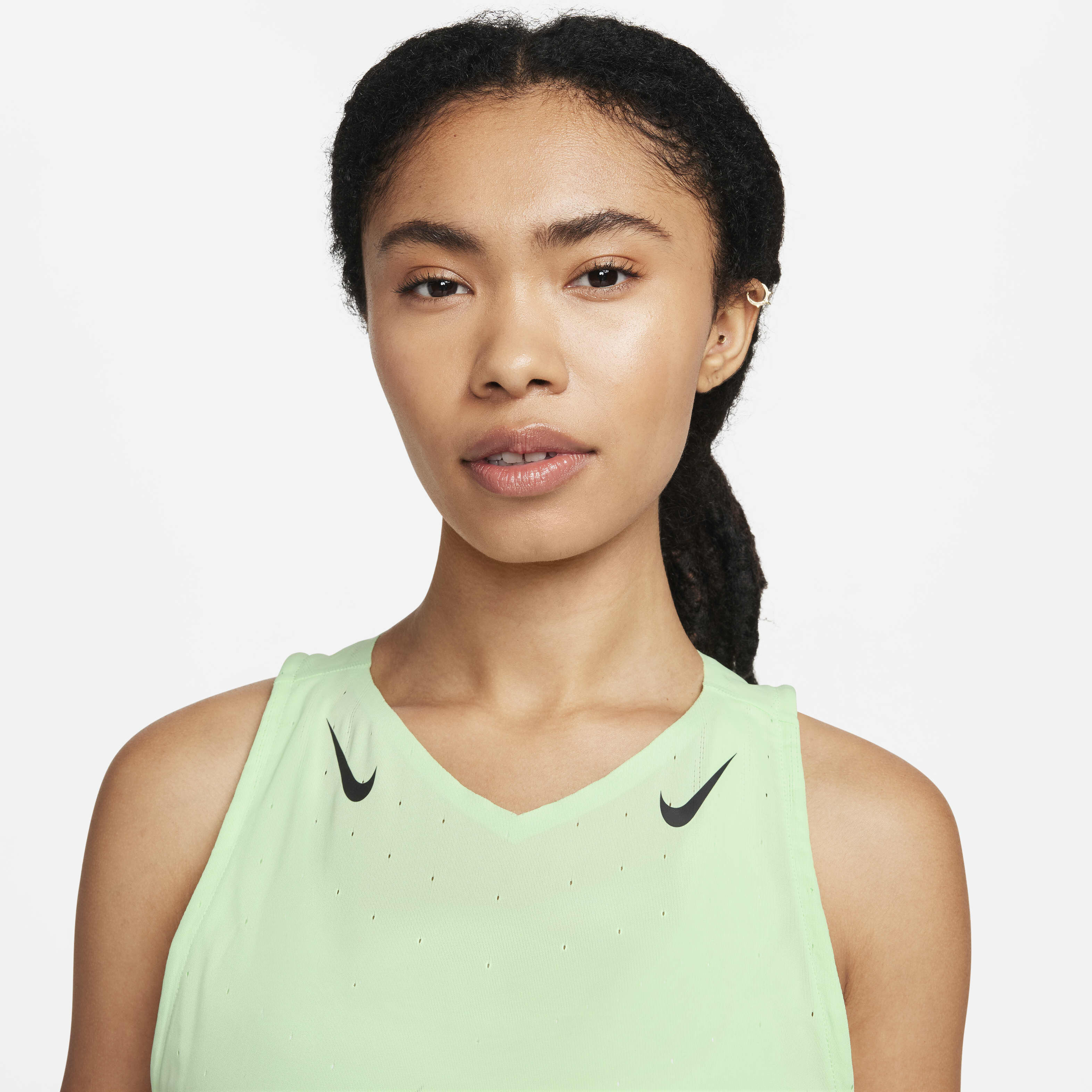 Nike aeroswift logo shop