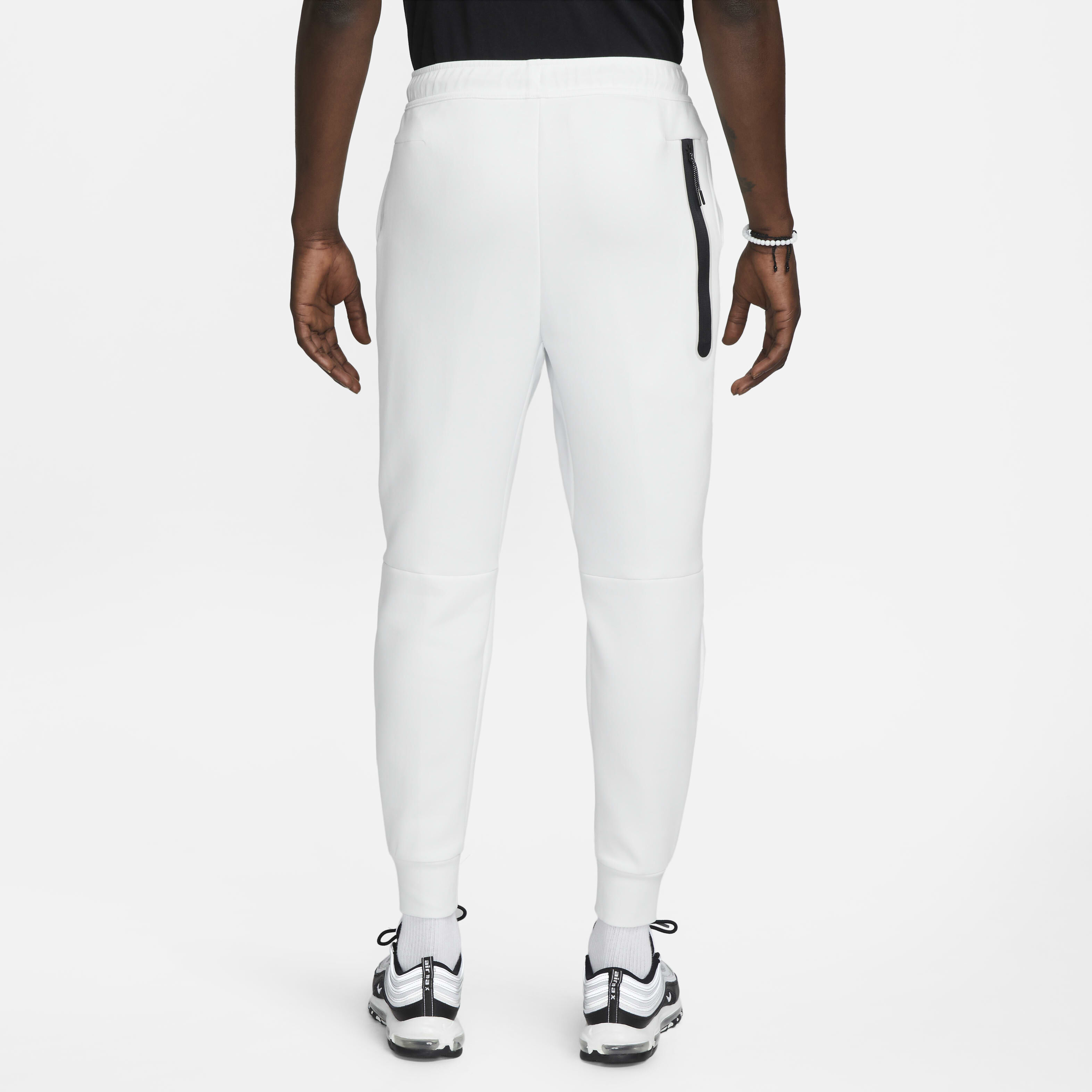 نايكي سبورتسوير تَك فليس image number 1