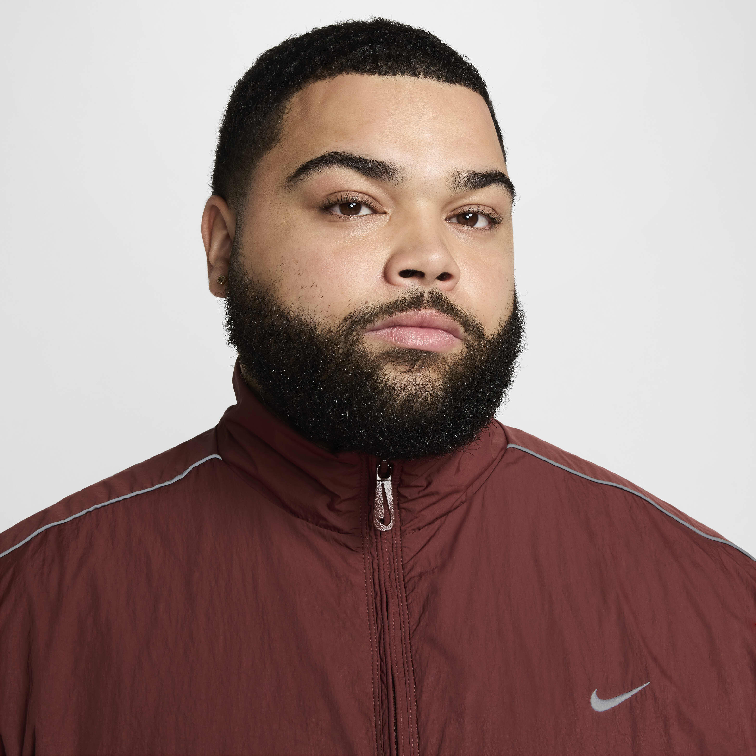 نايكي سبورتسوير سولو سووش image number 12