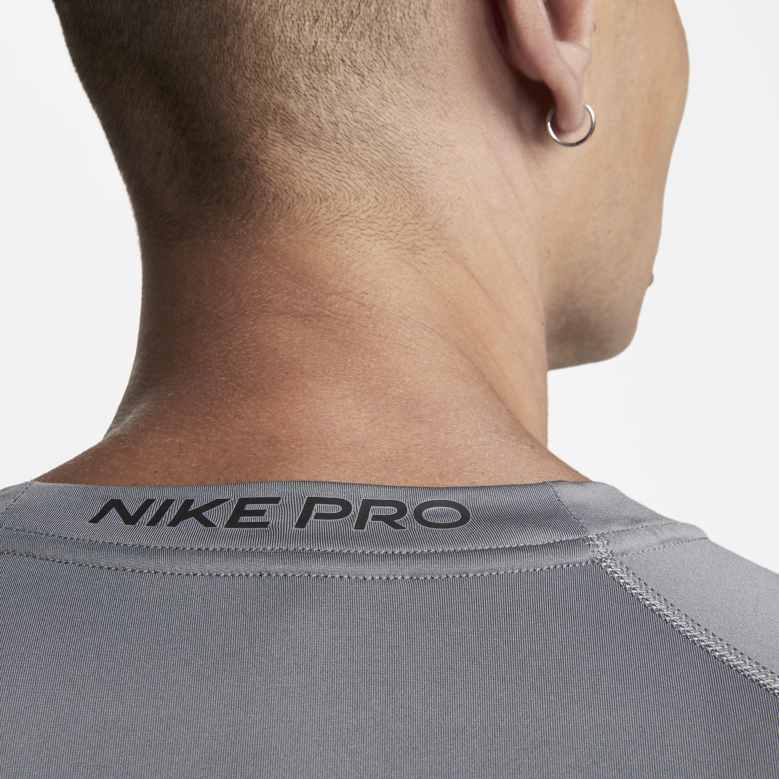 Nike Pro image number 4