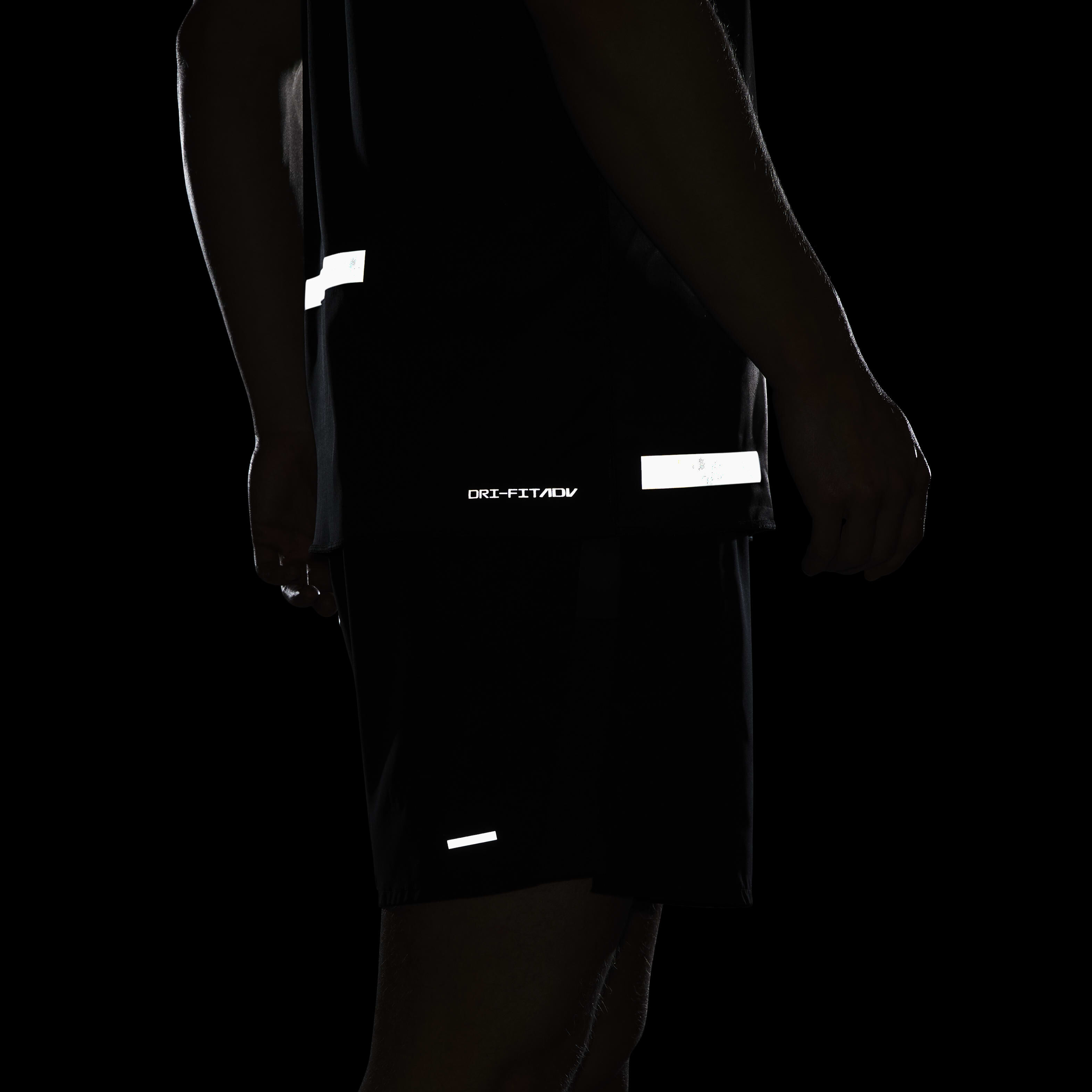 نايكي دراي-فت ADV رن ديفجن بيناكل image number 9