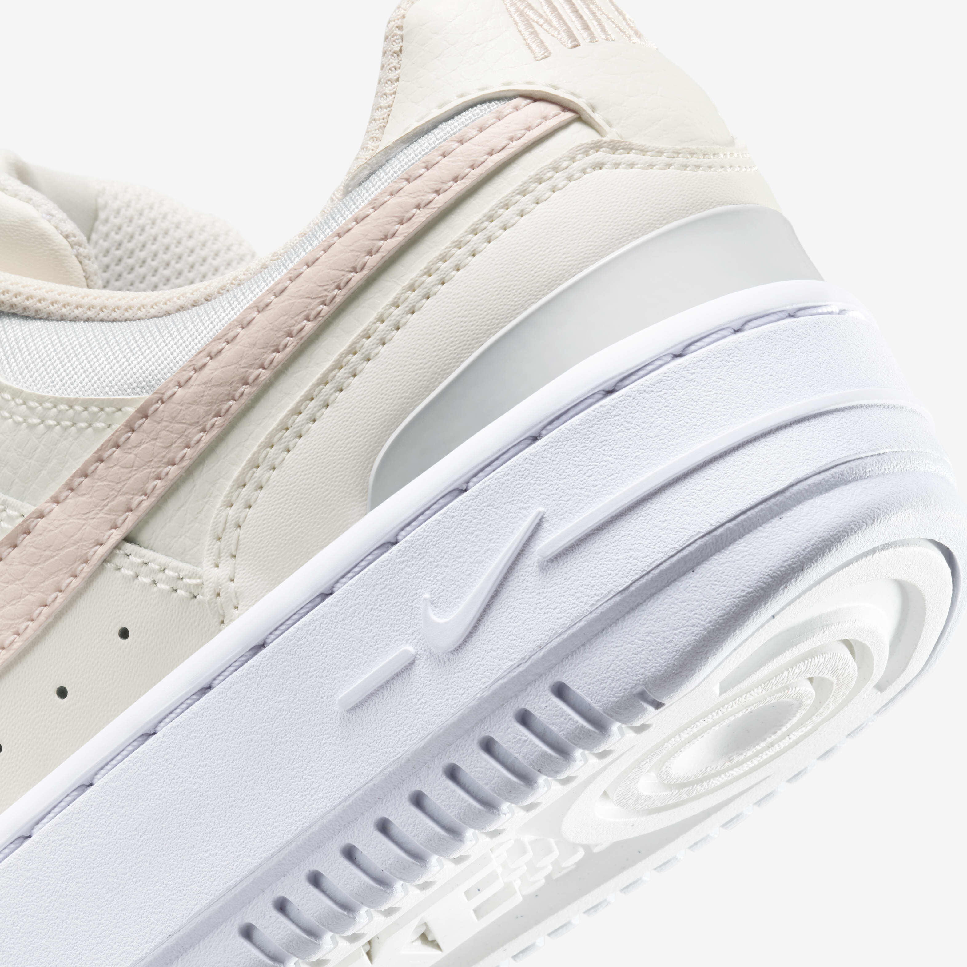 نايكي جاما فورس image number 7