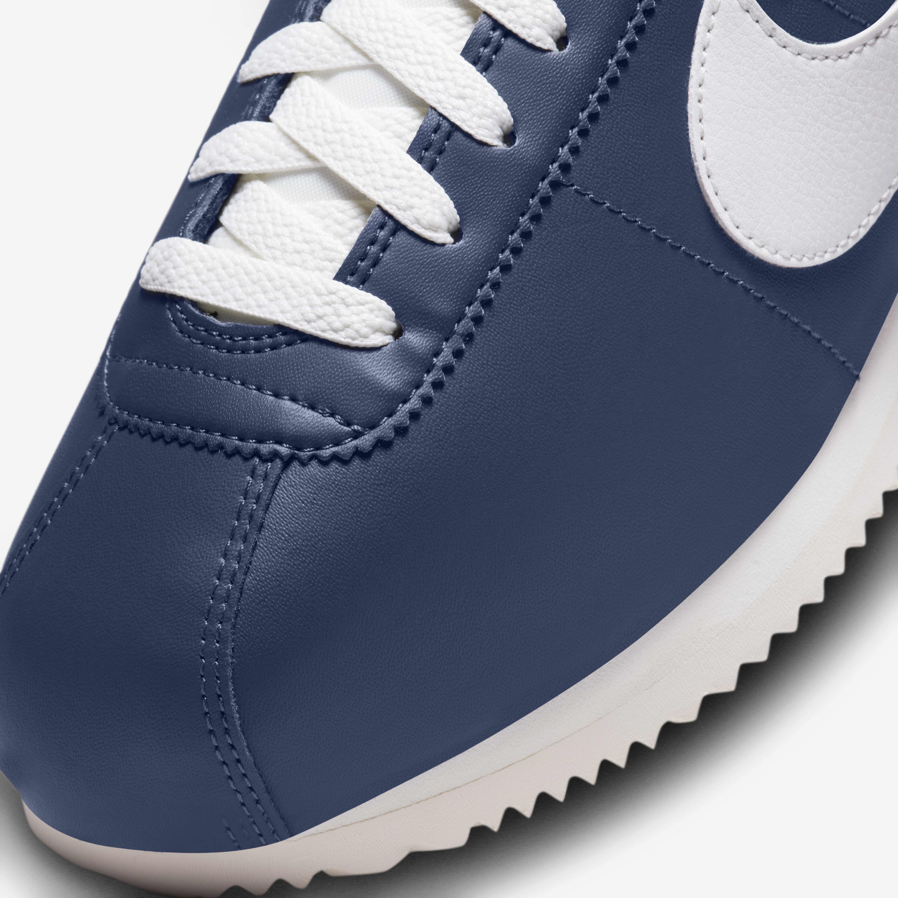 Nike Cortez Leather image number 6