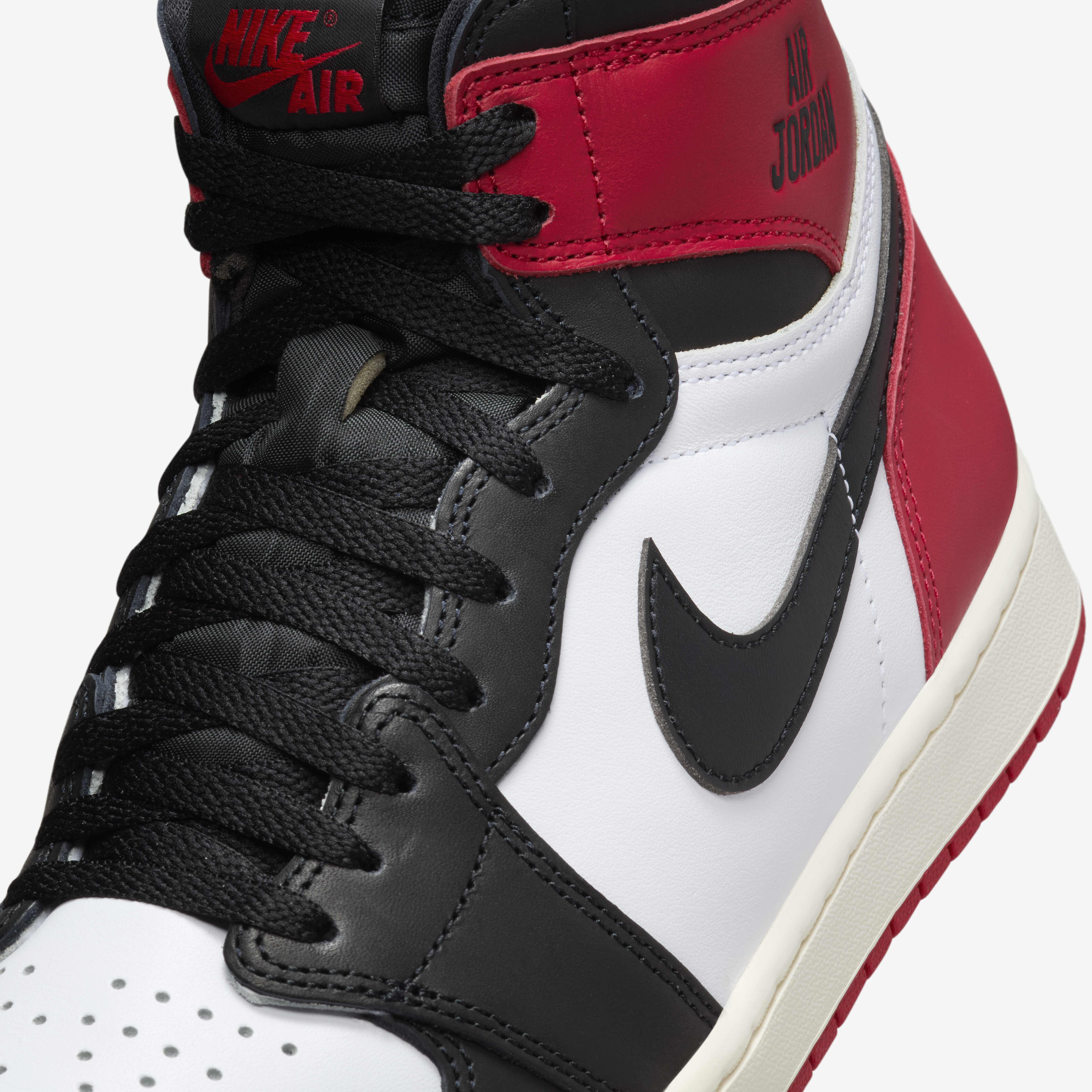 Buy Air Jordan 1 Retro High OG Men's Shoes - White/Varsity