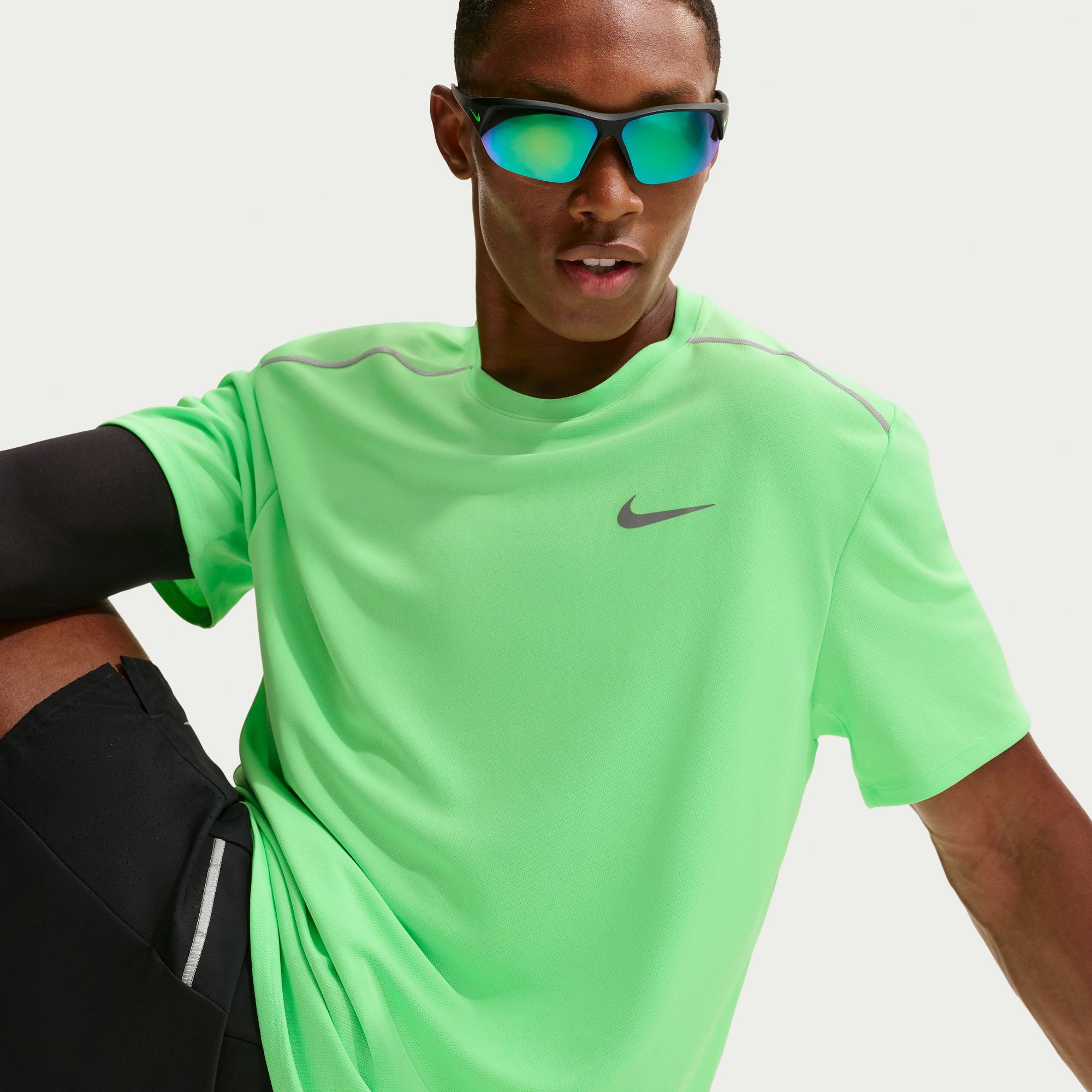 Nike Miler image number 4