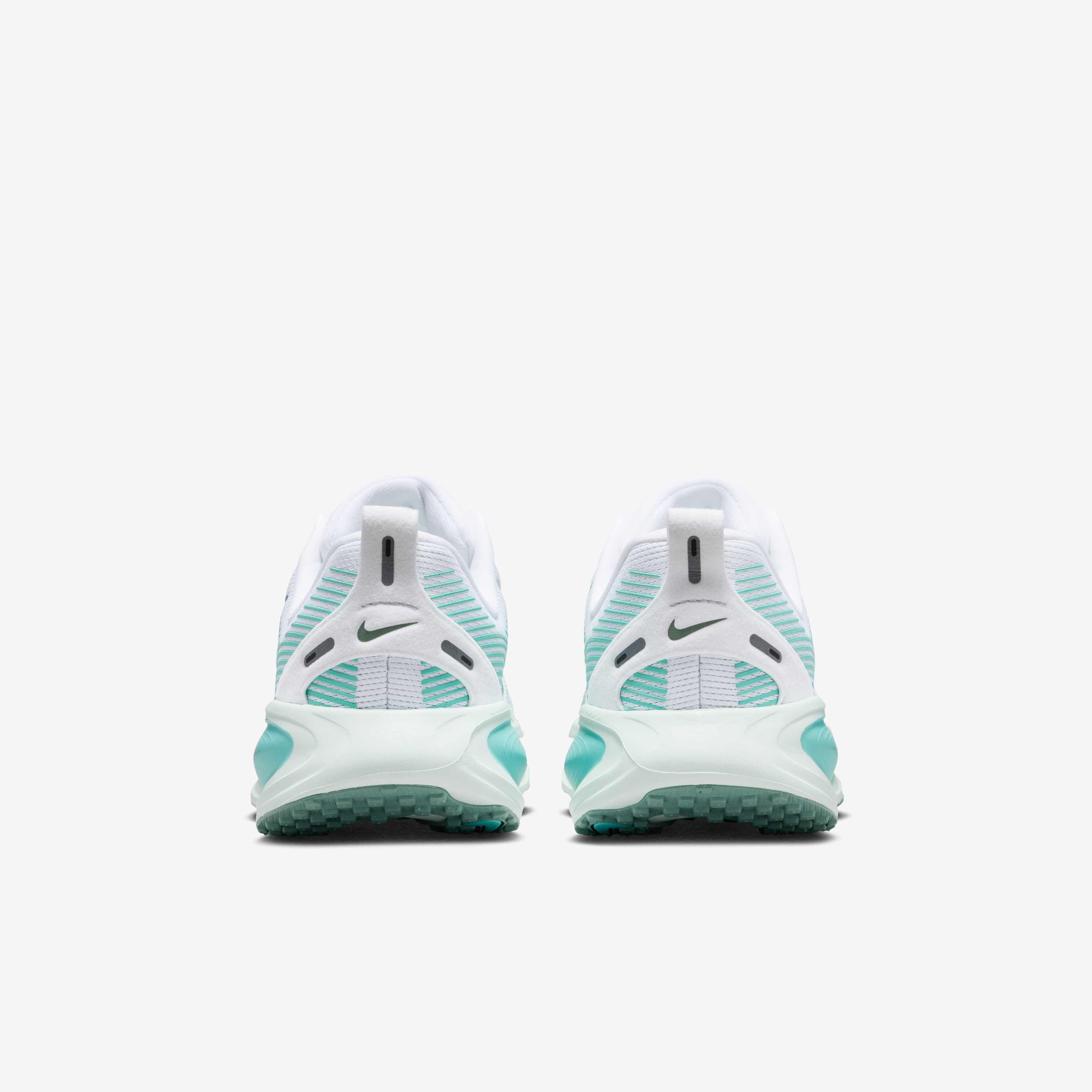 نايكي فوميرو 18 image number 5