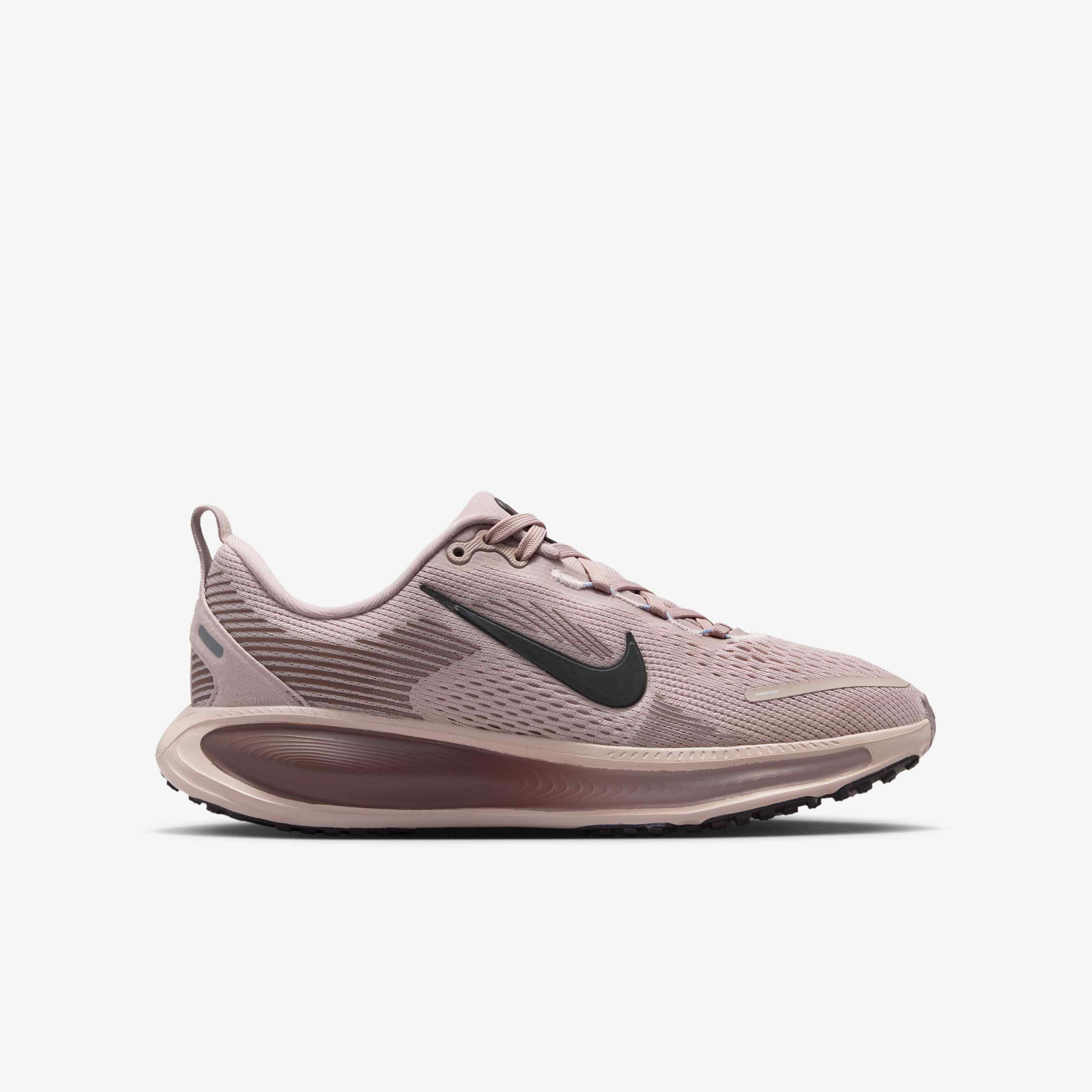Nike Vomero 18 image number 2