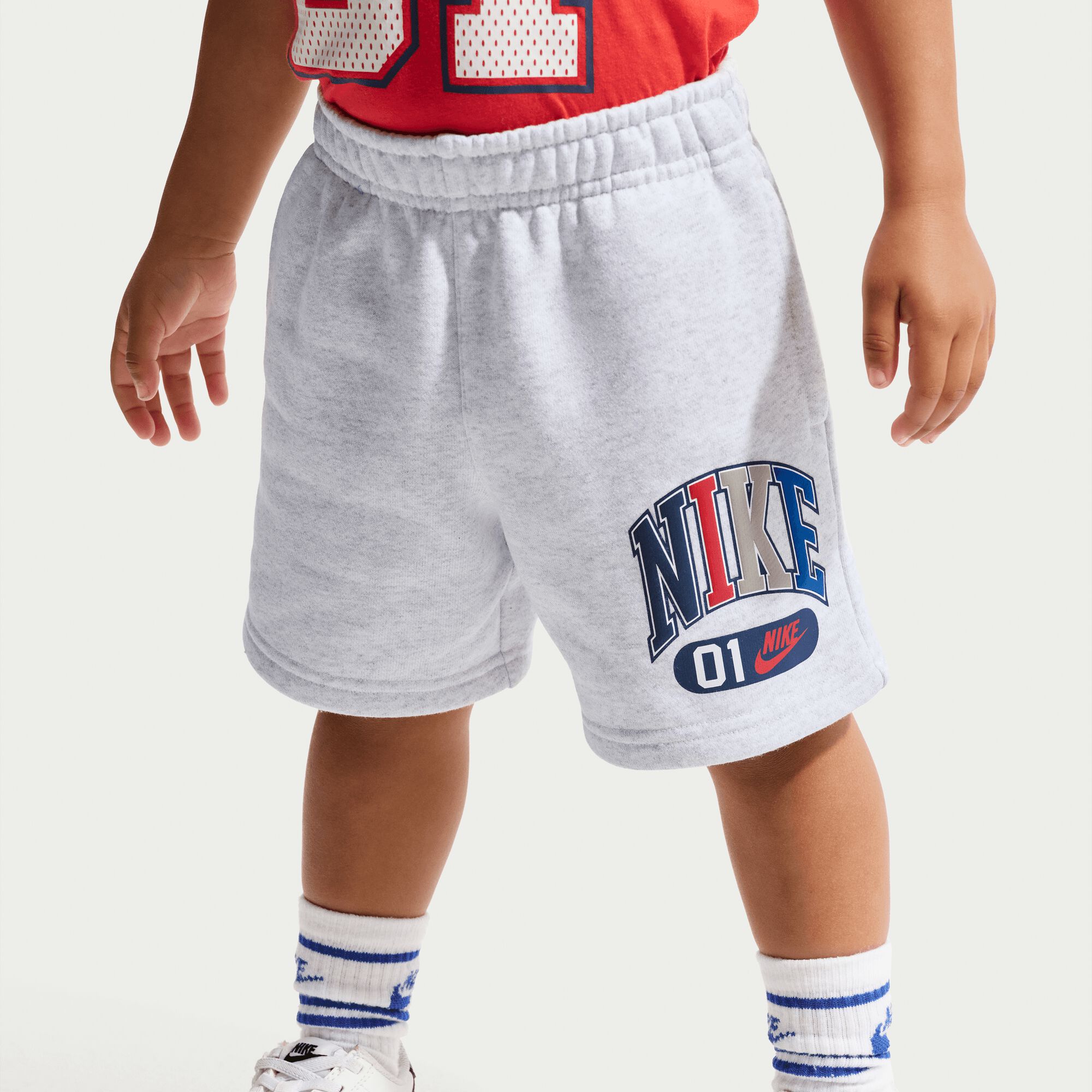 Nike Sportswear image number 2