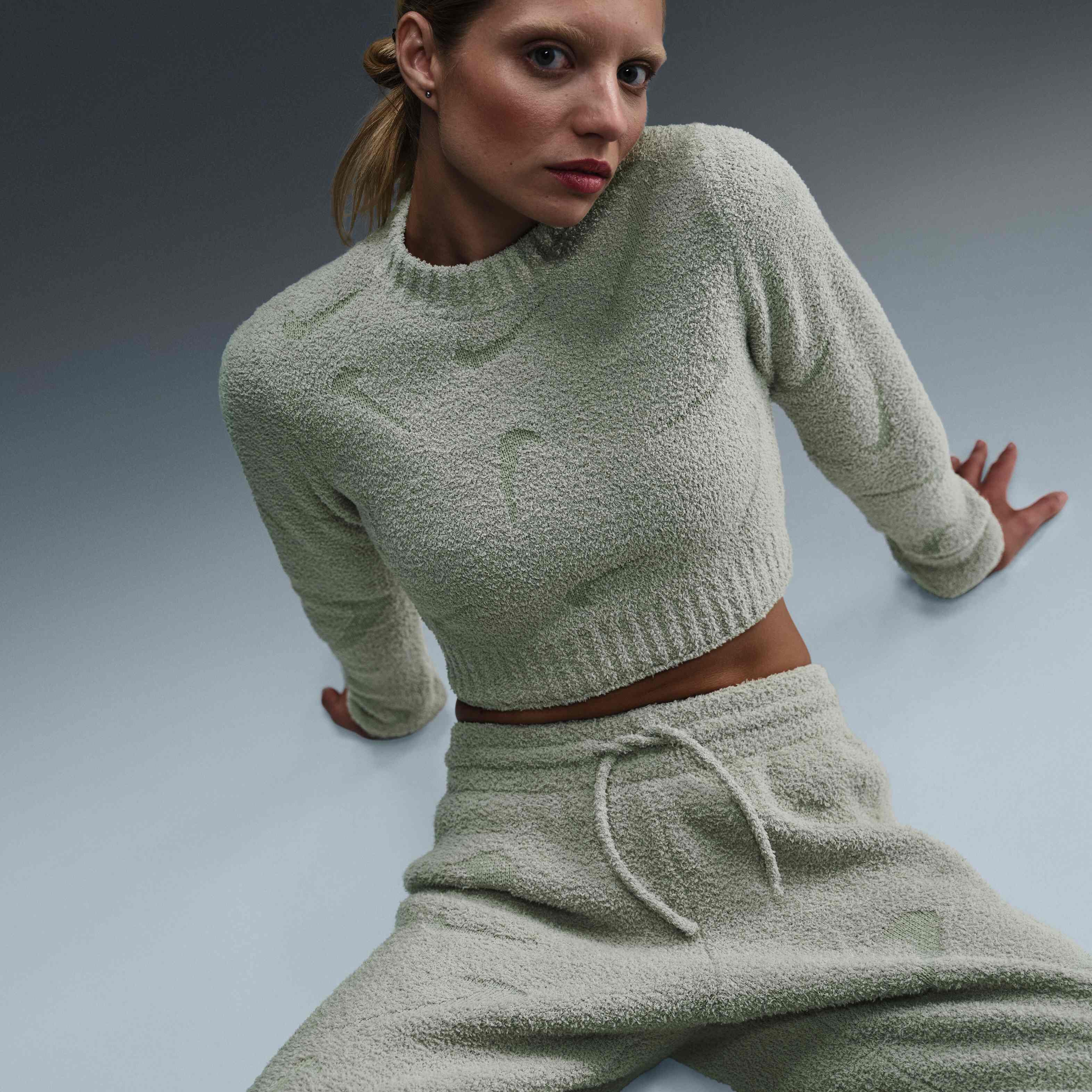 Nike Sportswear Phoenix Cosy Boucl&eacute; image number 1