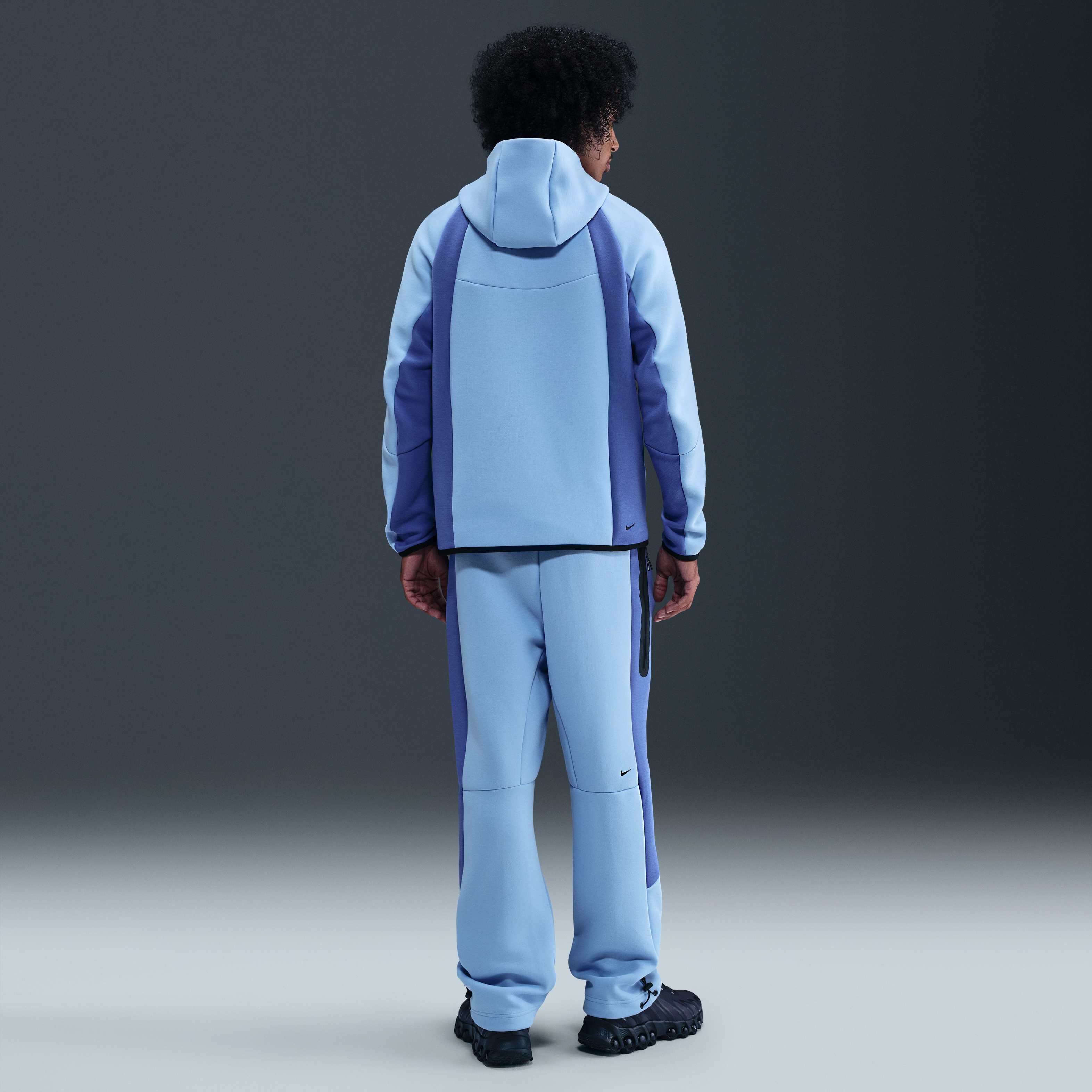 نايكي تك image number 4