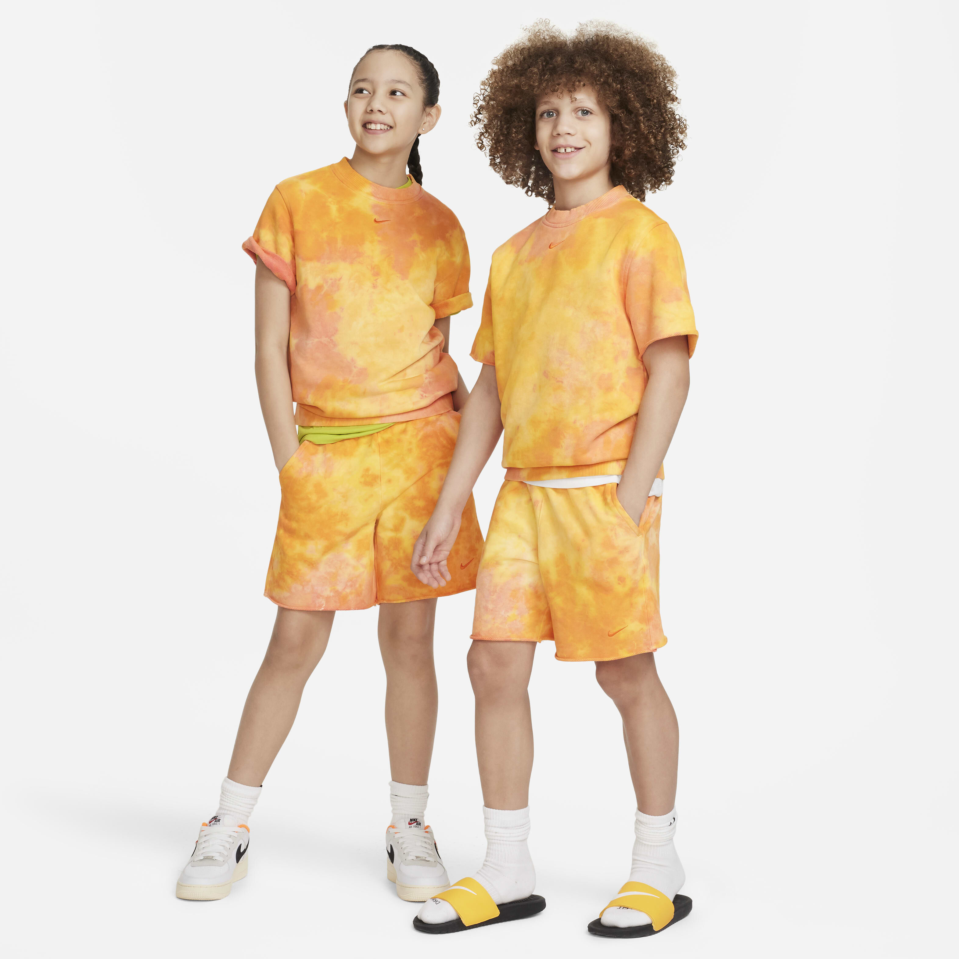 نايكي سبورتسوير كلوب فليس image number 3